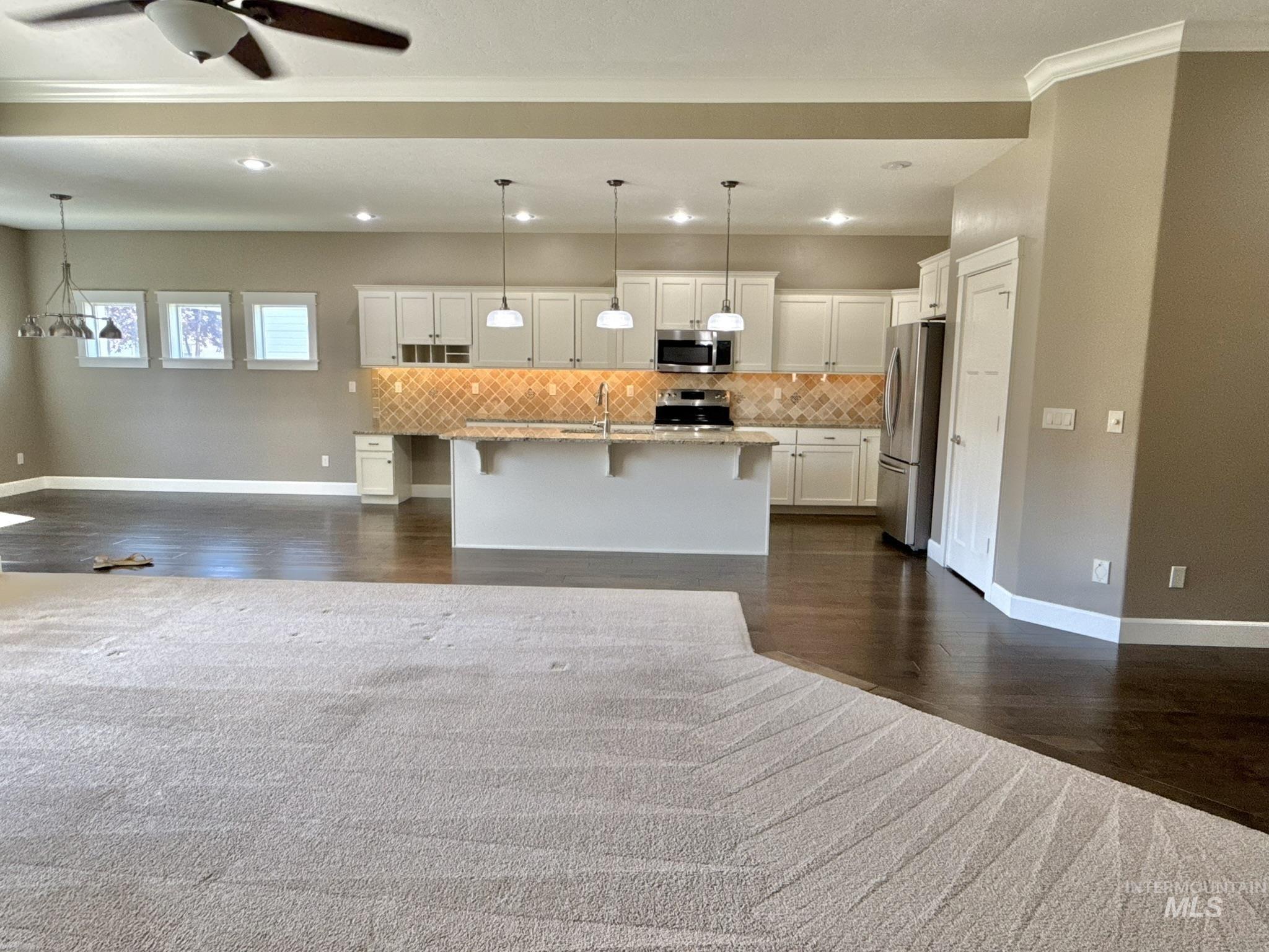1106 S Spring Valley Dr, Nampa, Idaho 83686, 3 Bedrooms, 2 Bathrooms, Residential For Sale, Price $515,000, 98993560