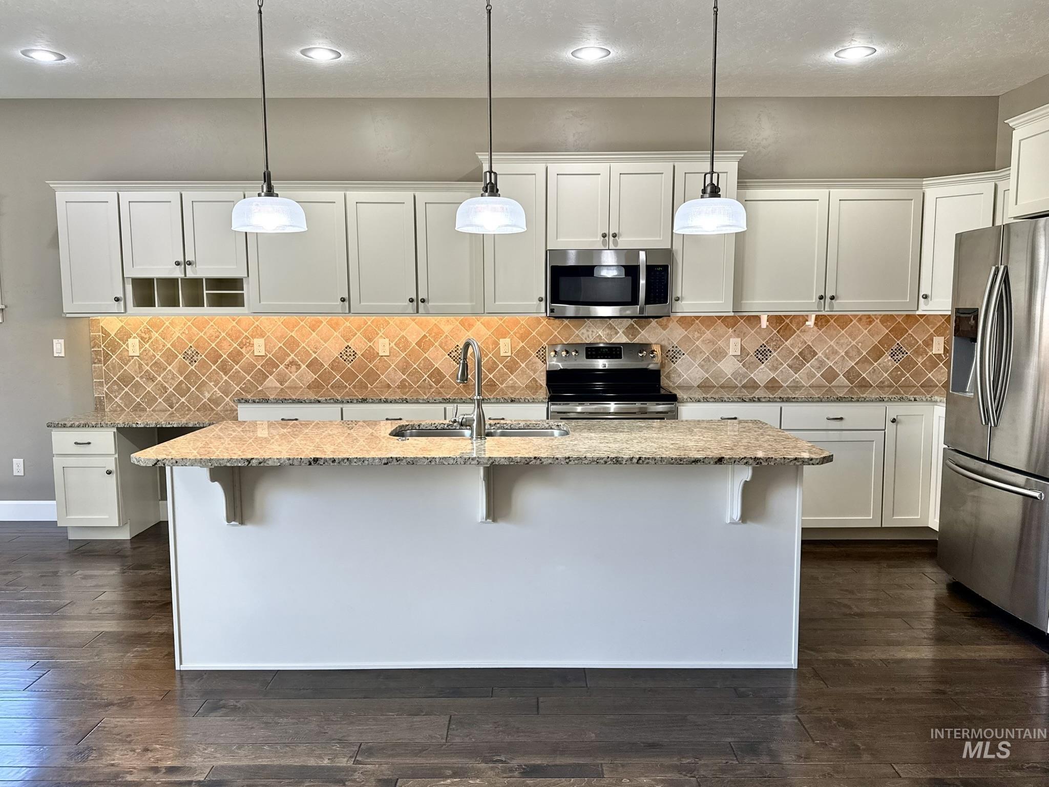 1106 S Spring Valley Dr, Nampa, Idaho 83686, 3 Bedrooms, 2 Bathrooms, Residential For Sale, Price $515,000, 98993560