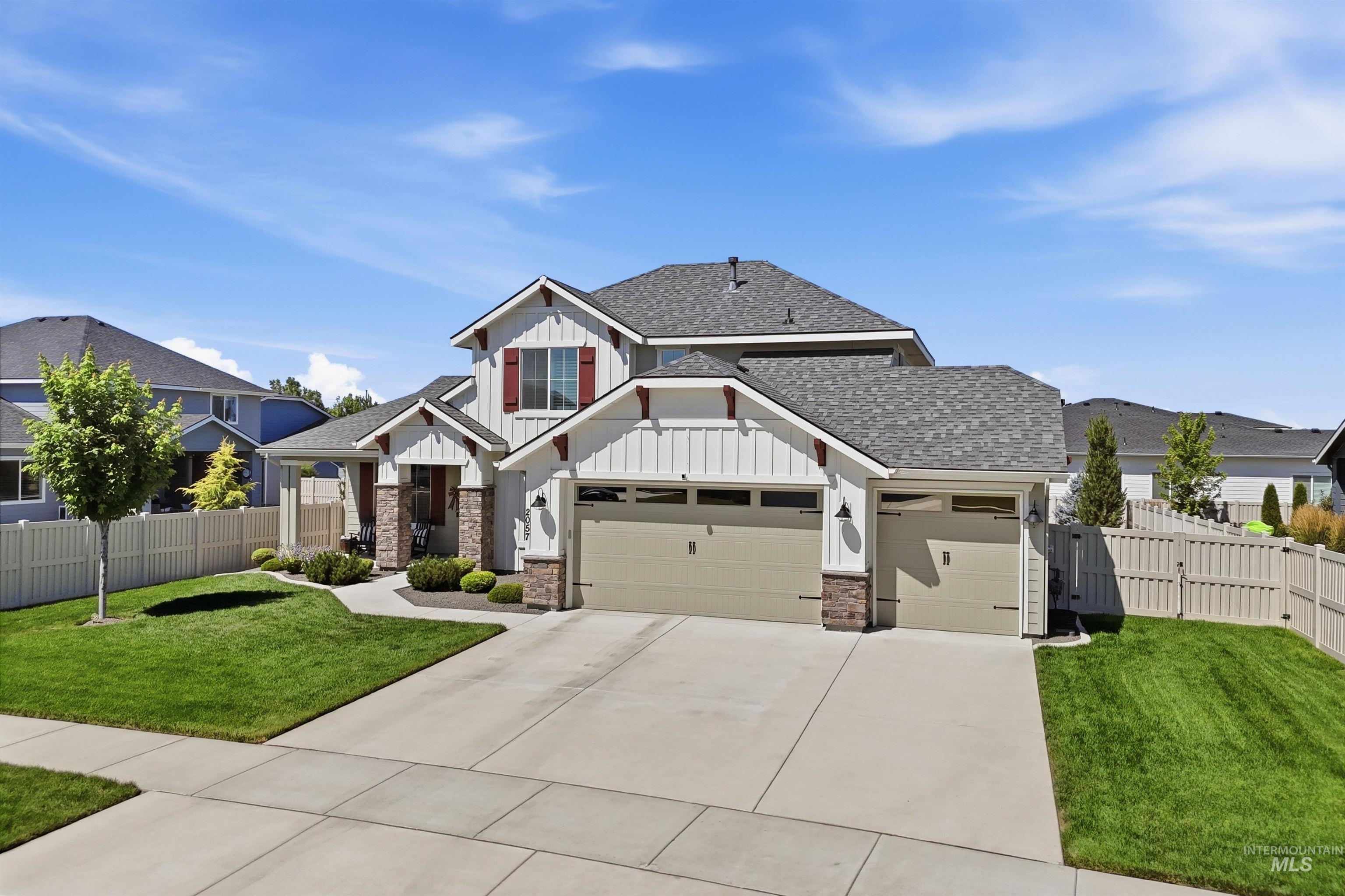 2057 N Tarentaise, Middleton, Idaho 83644, 3 Bedrooms, 2.5 Bathrooms, Residential For Sale, Price $649,900,MLS 98993562