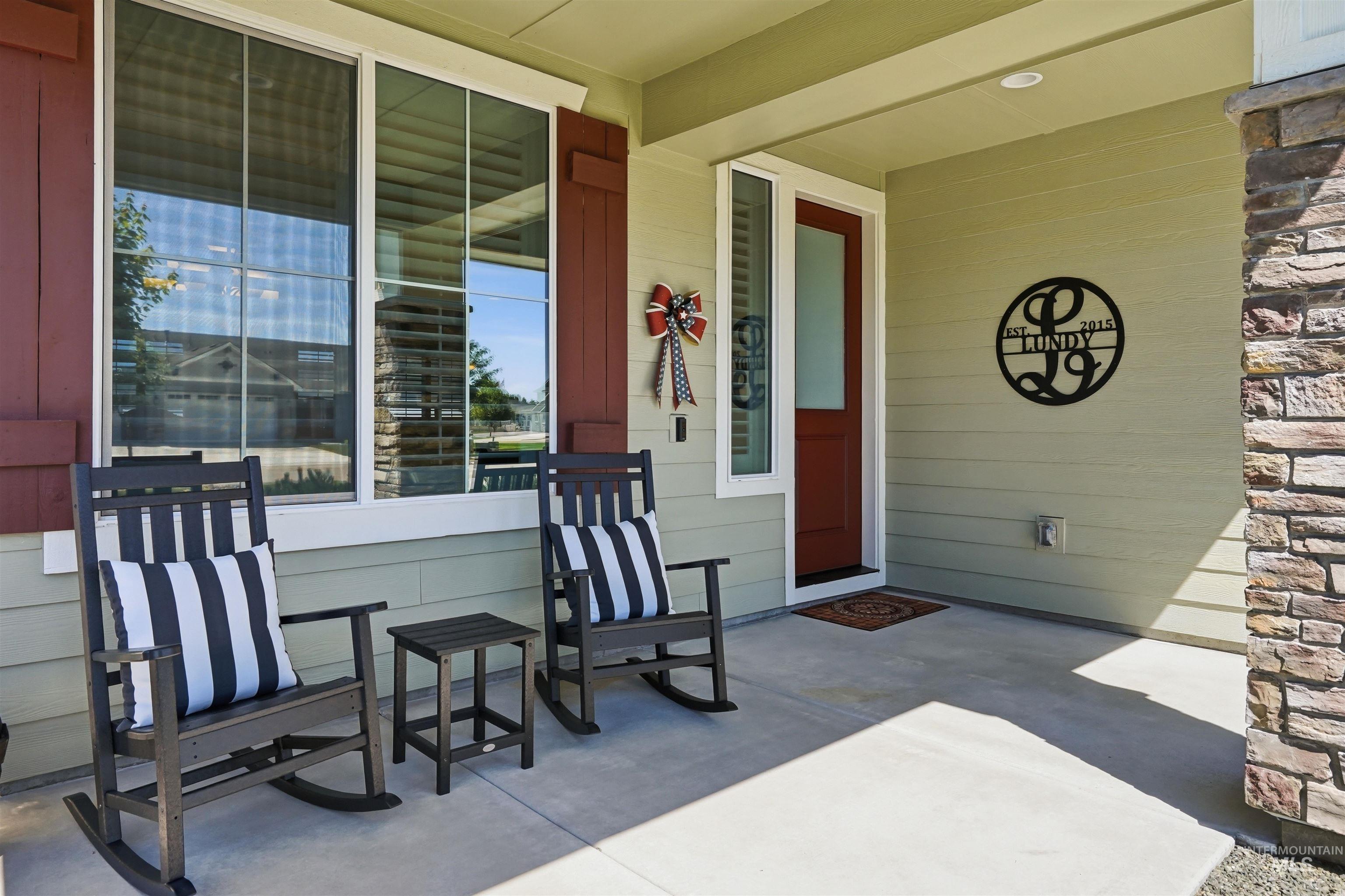 2057 N Tarentaise, Middleton, Idaho 83644, 3 Bedrooms, 2.5 Bathrooms, Residential For Sale, Price $649,900,MLS 98993562