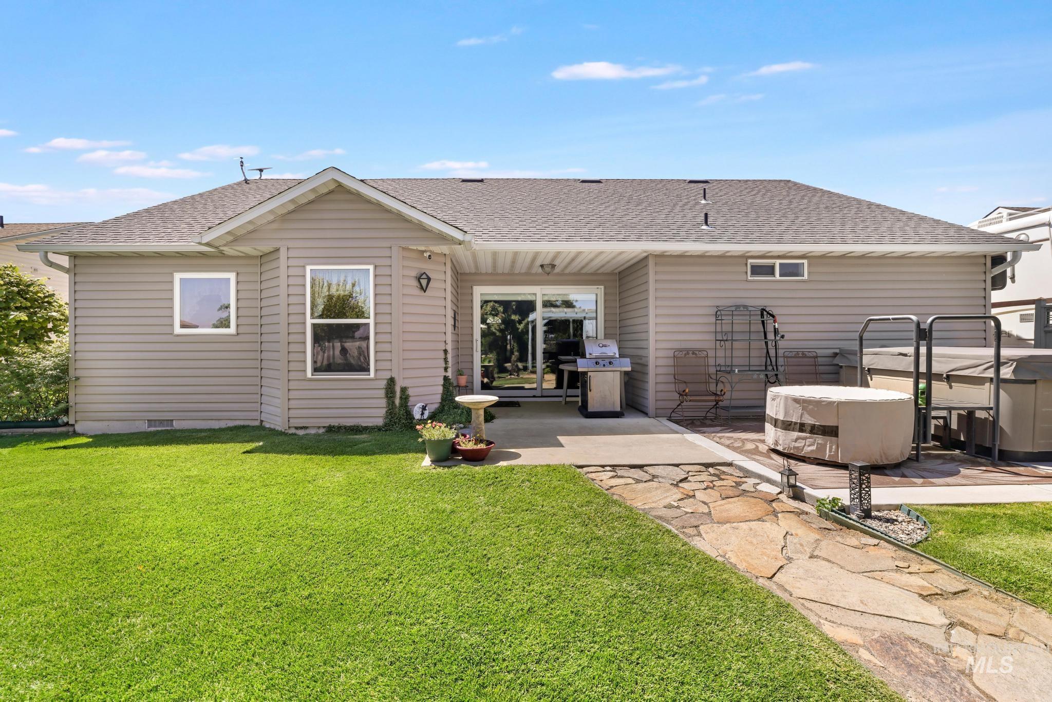 1440 Cayuse Creek Dr, Kimberly, Idaho 83341-5136, 3 Bedrooms, 2 Bathrooms, Residential For Sale, Price $405,000,MLS 98993572