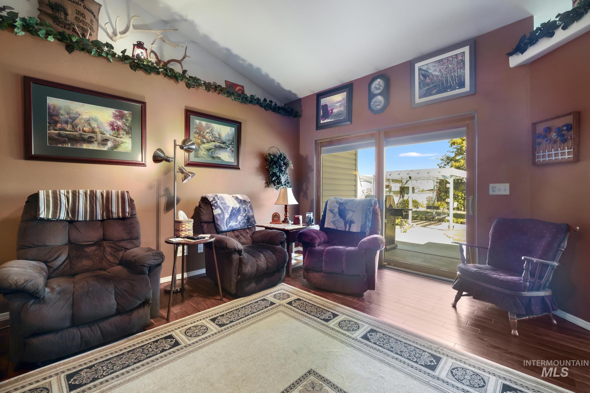 1440 Cayuse Creek Dr, Kimberly, Idaho 83341-5136, 3 Bedrooms, 2 Bathrooms, Residential For Sale, Price $405,000,MLS 98993572