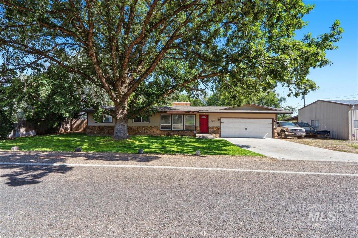 2322 W Roosevelt Avenue, Nampa, Idaho 83651, 3 Bedrooms, 2 Bathrooms, Residential For Sale, Price $524,900, 98993573