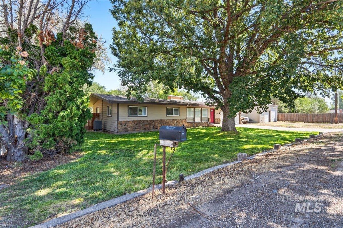 2322 W Roosevelt Avenue, Nampa, Idaho 83651, 3 Bedrooms, 2 Bathrooms, Residential For Sale, Price $499,000,MLS 98993573