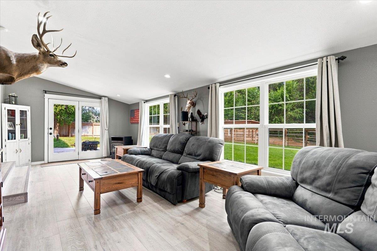 2322 W Roosevelt Avenue, Nampa, Idaho 83651, 3 Bedrooms, 2 Bathrooms, Residential For Sale, Price $499,000,MLS 98993573
