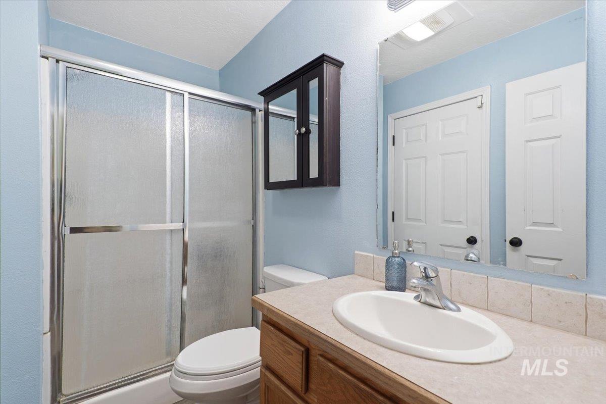 2322 W Roosevelt Avenue, Nampa, Idaho 83651, 3 Bedrooms, 2 Bathrooms, Residential For Sale, Price $499,000,MLS 98993573