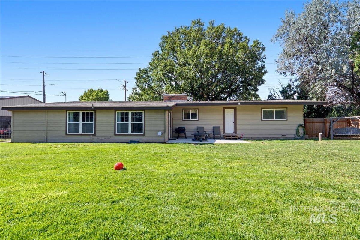 2322 W Roosevelt Avenue, Nampa, Idaho 83651, 3 Bedrooms, 2 Bathrooms, Residential For Sale, Price $499,000,MLS 98993573