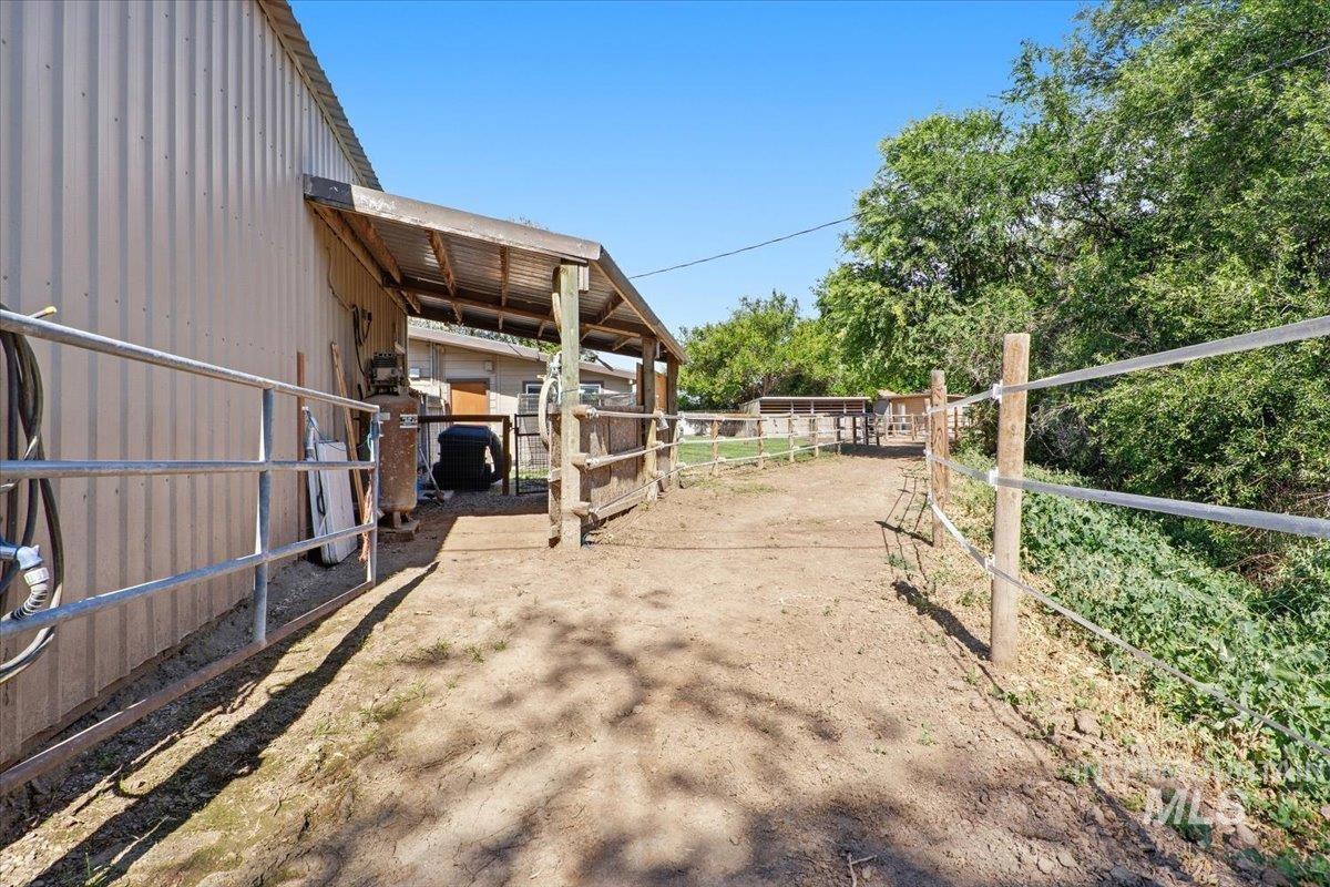 2322 W Roosevelt Avenue, Nampa, Idaho 83651, 3 Bedrooms, 2 Bathrooms, Residential For Sale, Price $499,000,MLS 98993573