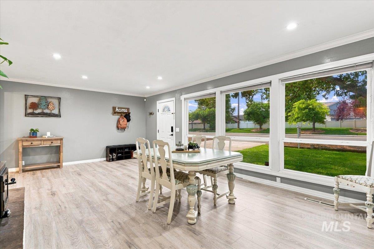 2322 W Roosevelt Avenue, Nampa, Idaho 83651, 3 Bedrooms, 2 Bathrooms, Residential For Sale, Price $499,000,MLS 98993573