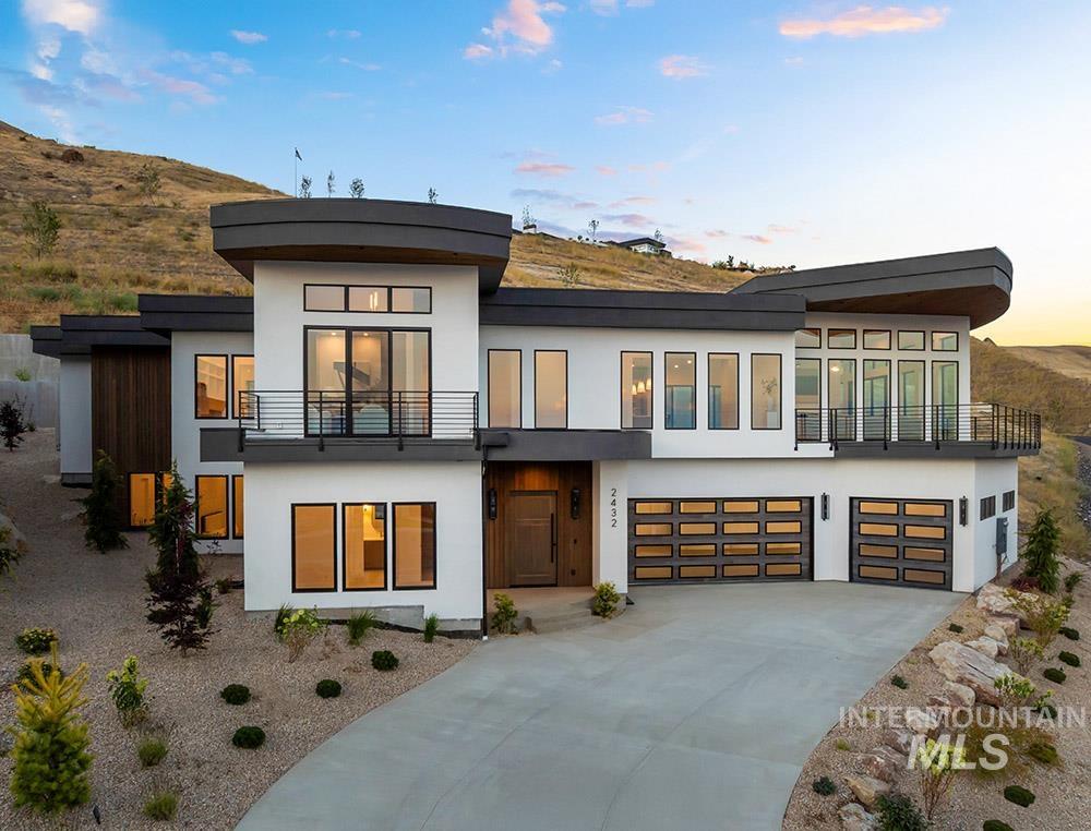 2432 S Globe Lane, Boise, Idaho 83716, 4 Bedrooms, 4.5 Bathrooms, Residential For Sale, Price $2,549,000,MLS 98993580