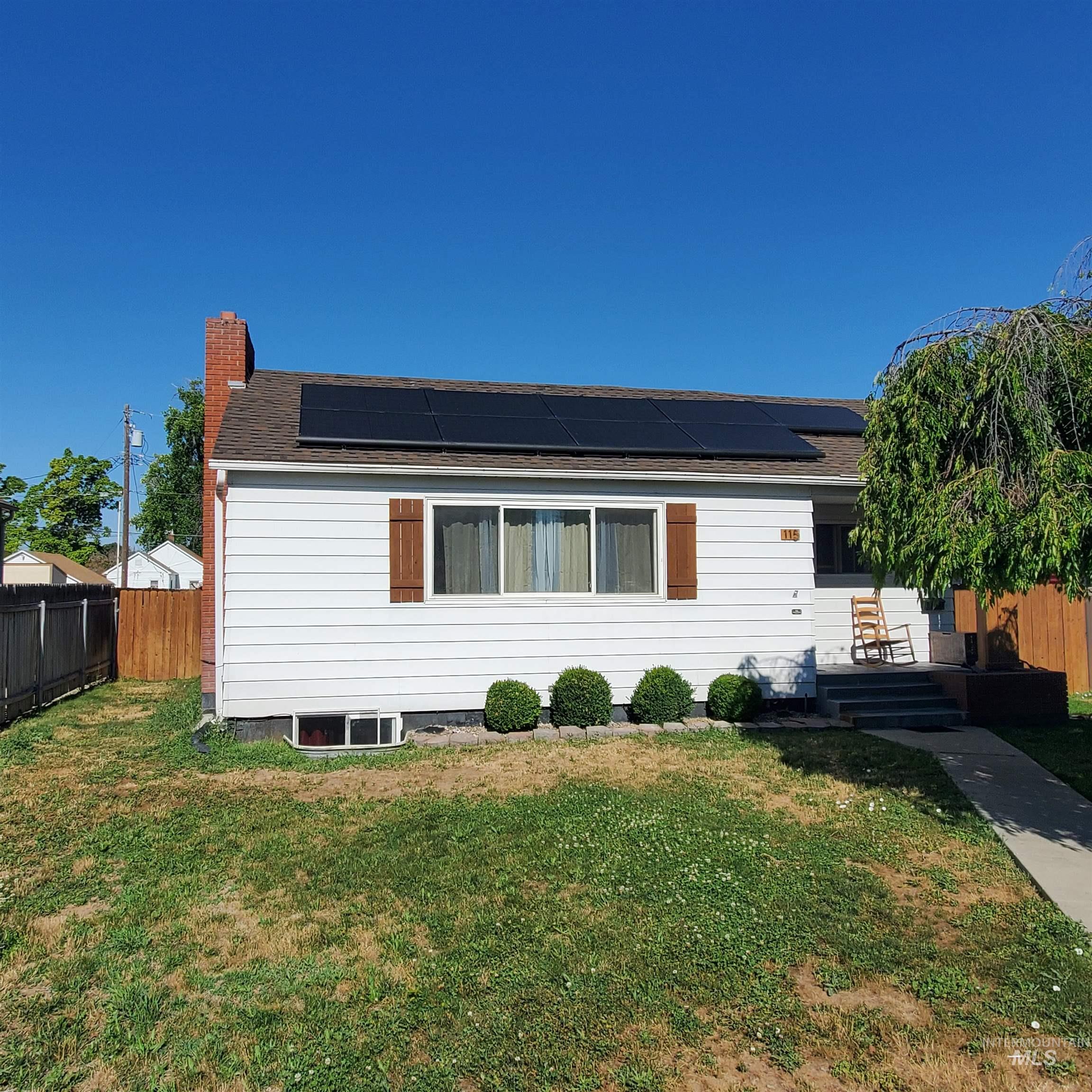 115 S Fern, Nampa, Idaho 83686, 3 Bedrooms, 2 Bathrooms, Residential For Sale, Price $384,900,MLS 98993583
