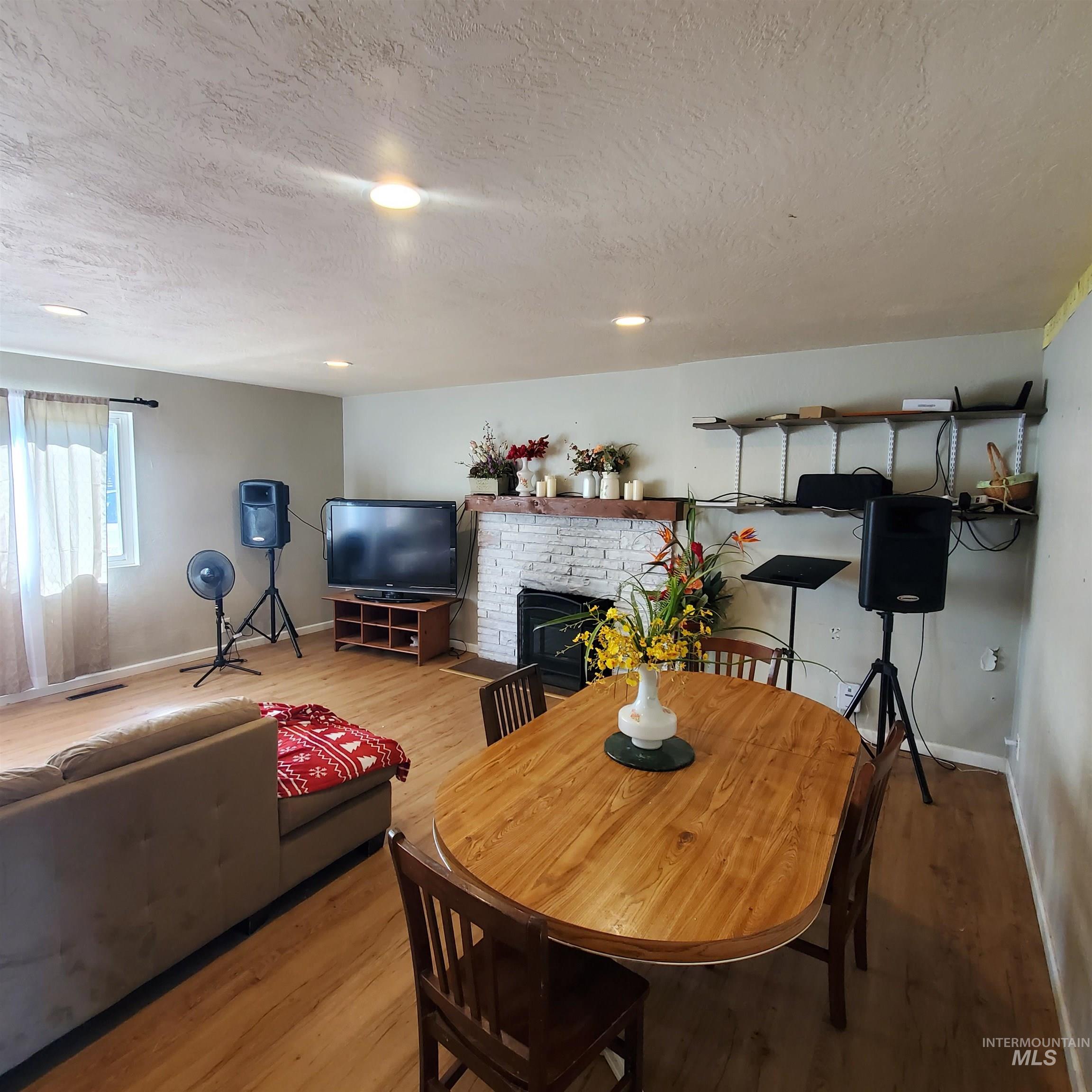 115 S Fern, Nampa, Idaho 83686, 3 Bedrooms, 2 Bathrooms, Residential For Sale, Price $384,900,MLS 98993583