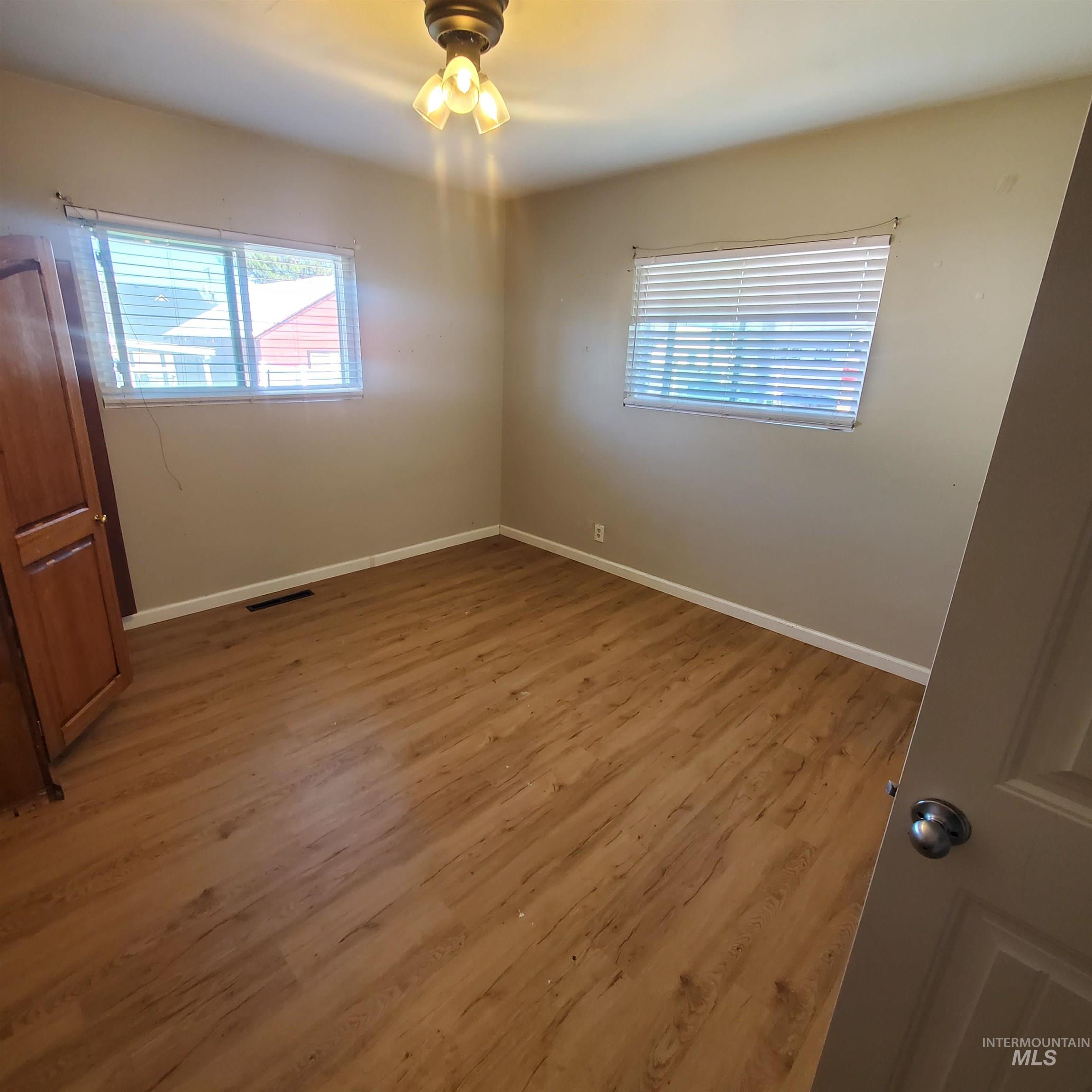 115 S Fern, Nampa, Idaho 83686, 3 Bedrooms, 2 Bathrooms, Residential For Sale, Price $384,900,MLS 98993583