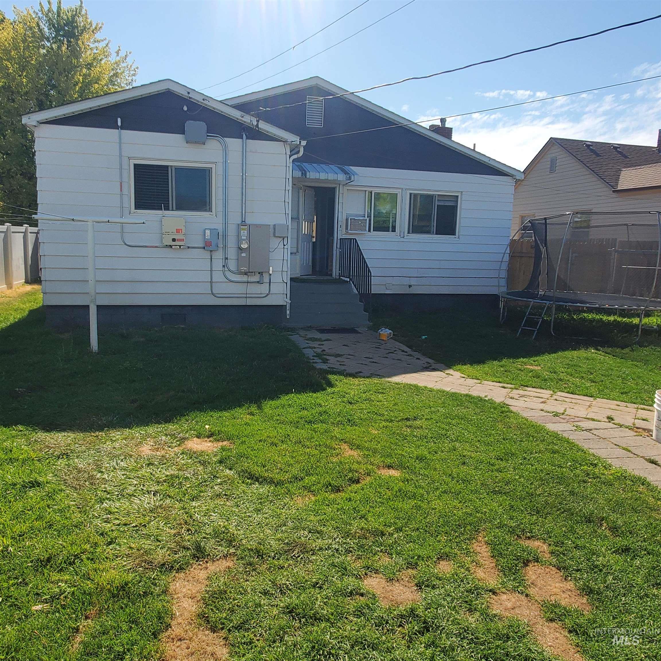 115 S Fern, Nampa, Idaho 83686, 3 Bedrooms, 2 Bathrooms, Residential For Sale, Price $384,900,MLS 98993583