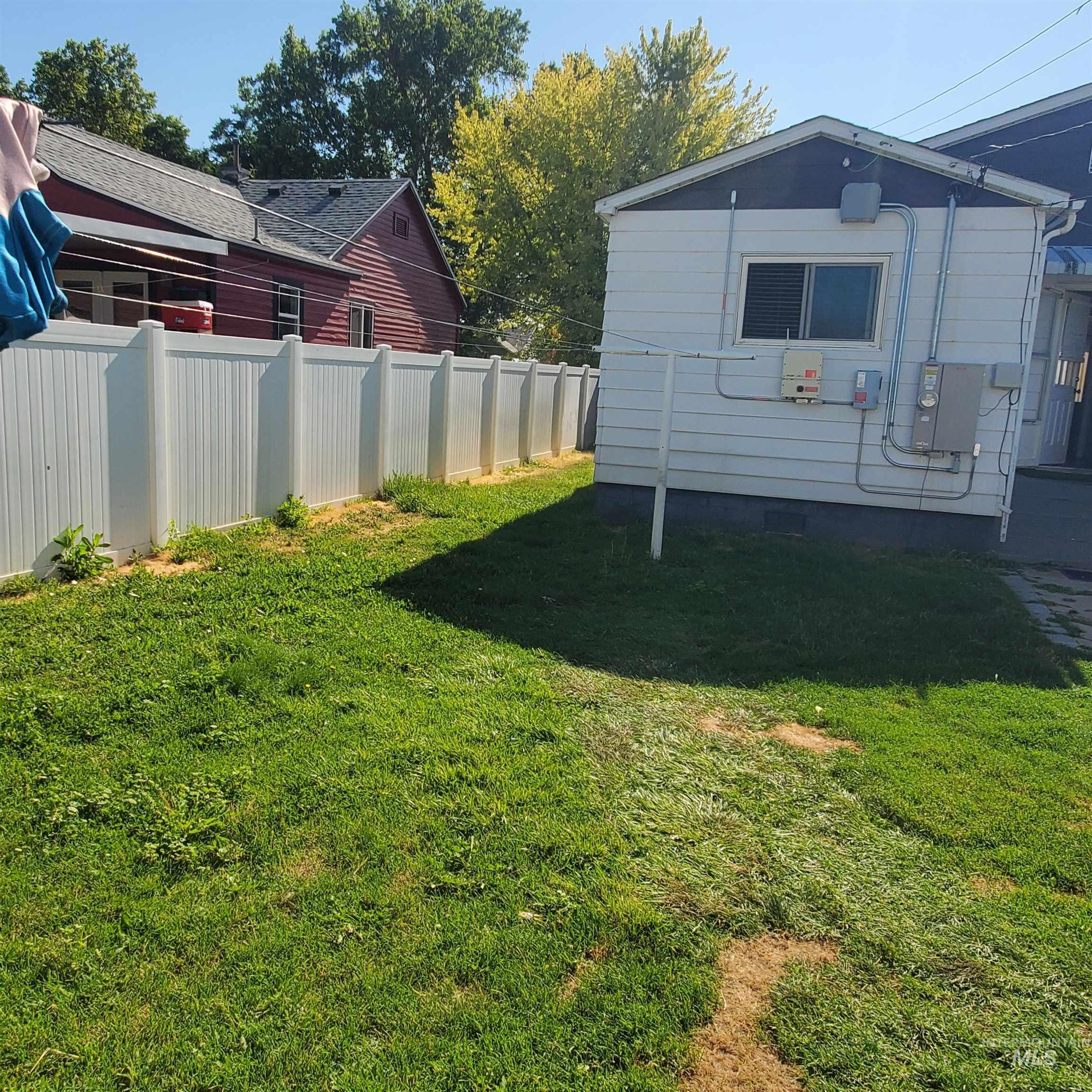 115 S Fern, Nampa, Idaho 83686, 3 Bedrooms, 2 Bathrooms, Residential For Sale, Price $384,900,MLS 98993583