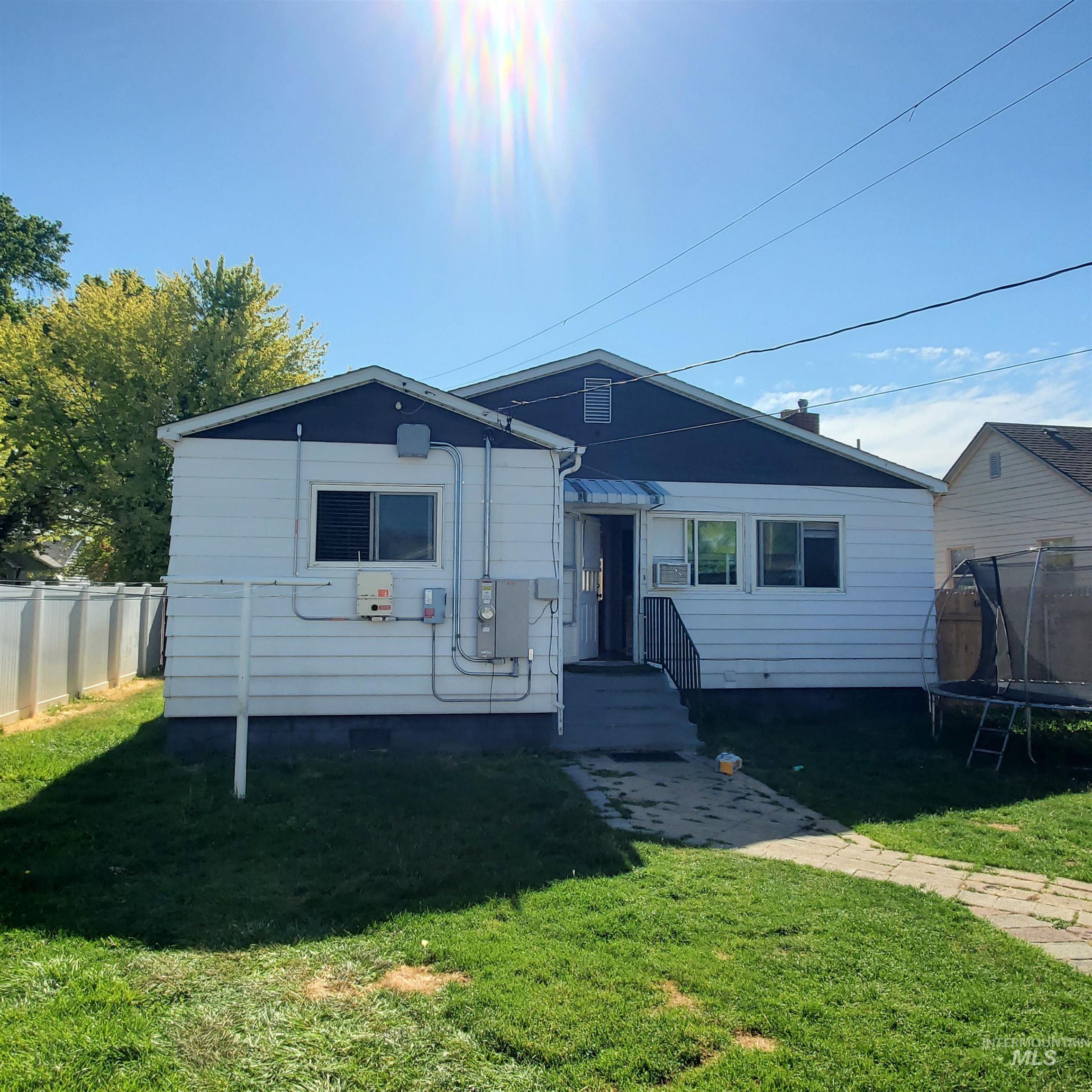 115 S Fern, Nampa, Idaho 83686, 3 Bedrooms, 2 Bathrooms, Residential For Sale, Price $384,900,MLS 98993583