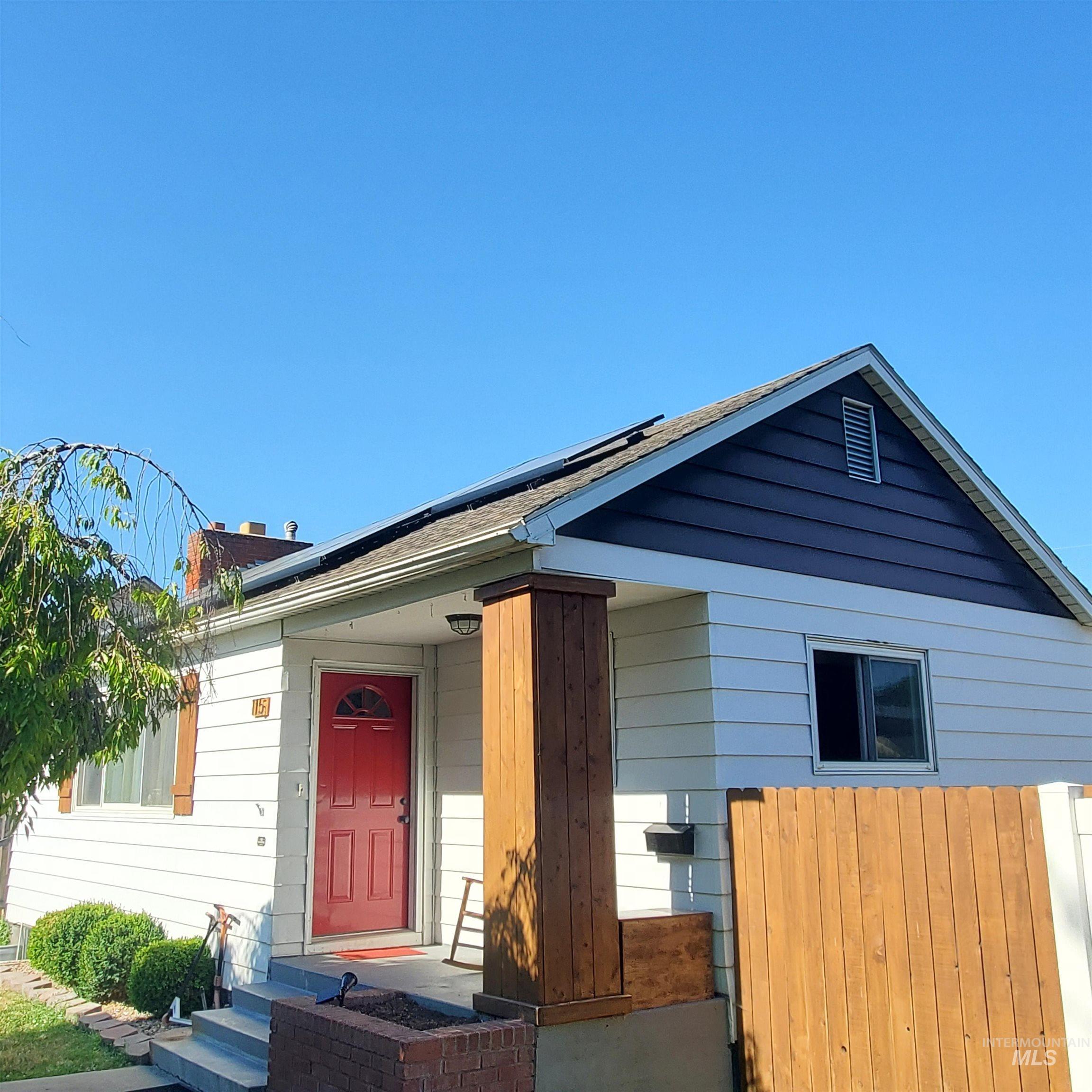 115 S Fern, Nampa, Idaho 83686, 3 Bedrooms, 2 Bathrooms, Residential For Sale, Price $384,900,MLS 98993583