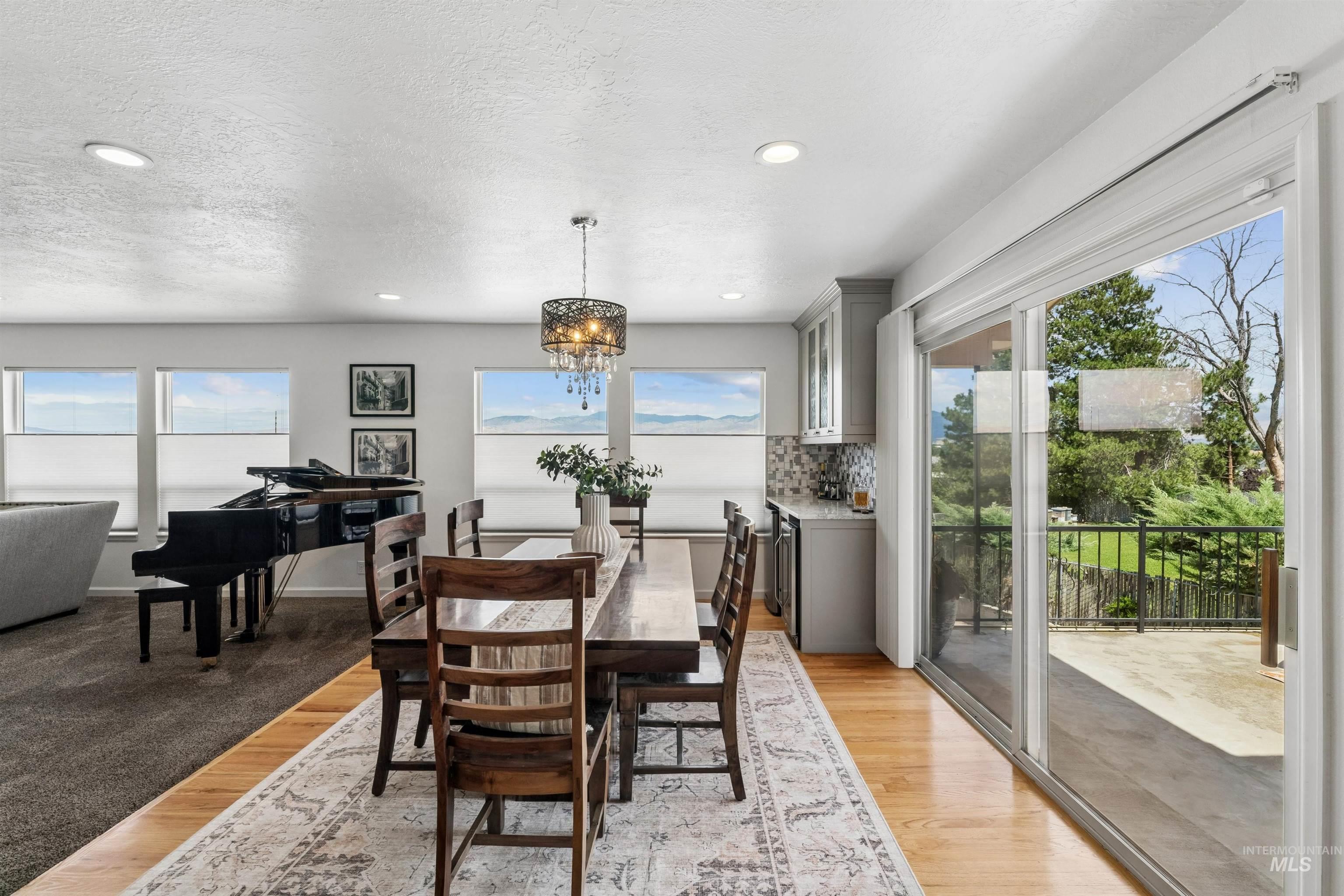 406 S Bitteroot Dr, Boise, Idaho 83709, 5 Bedrooms, 3 Bathrooms, Residential For Sale, Price $849,900,MLS 98993585