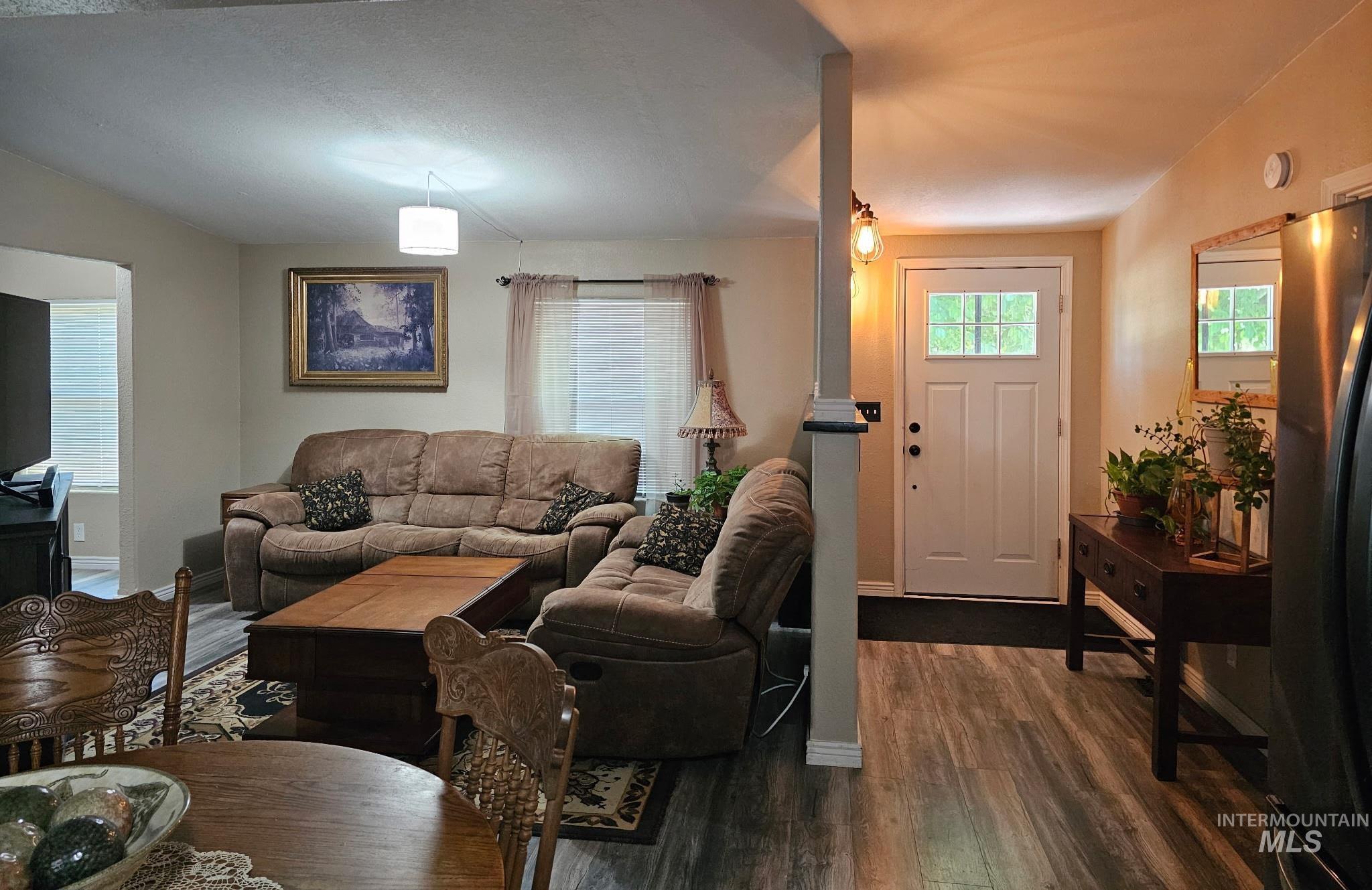 10456 Highway 95, Payette, Idaho 83661, 3 Bedrooms, 2 Bathrooms, Residential For Sale, Price $435,000, 98993586