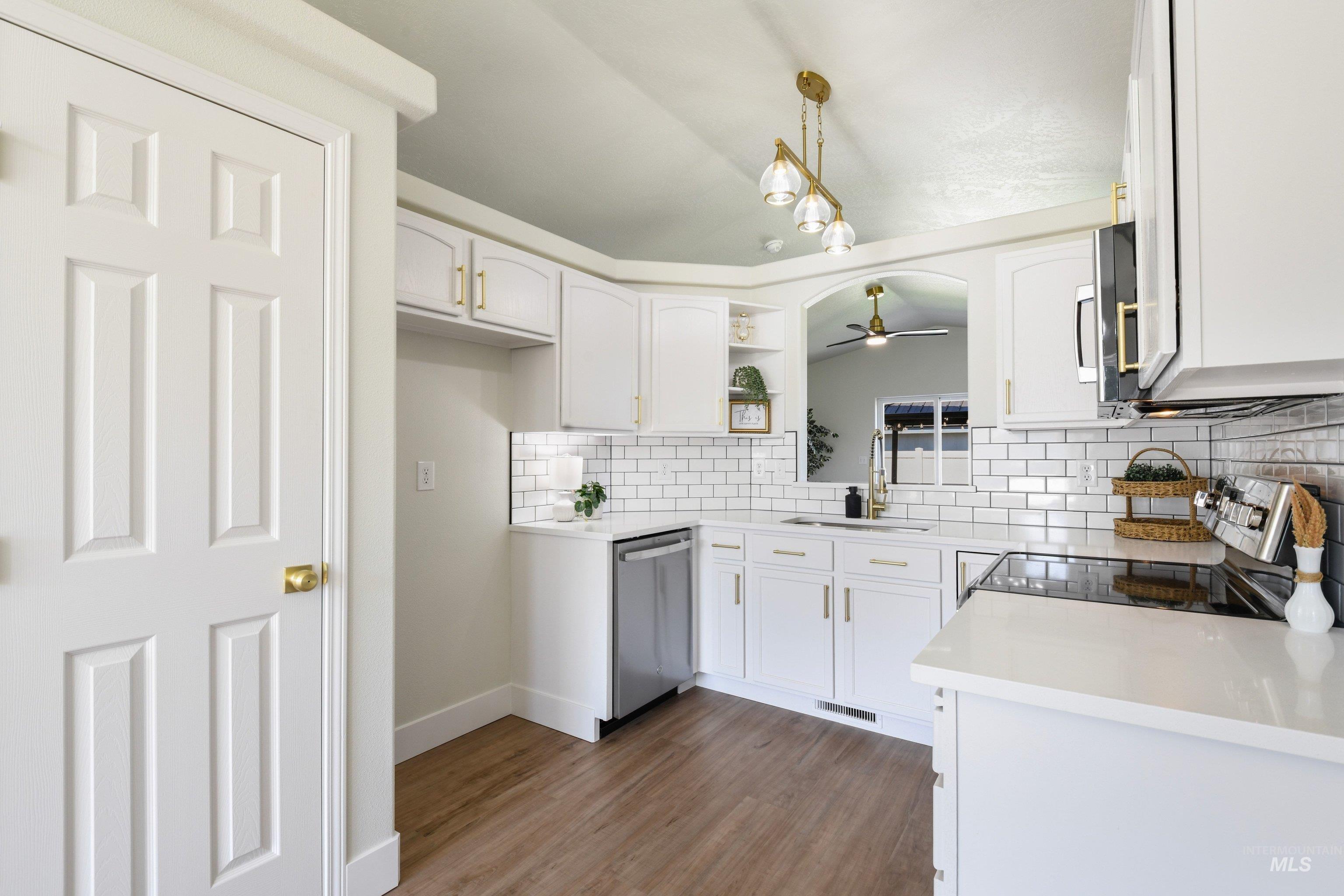 505 Knights Cir, Nampa, Idaho 83687, 3 Bedrooms, 2 Bathrooms, Residential For Sale, Price $359,900,MLS 98993588