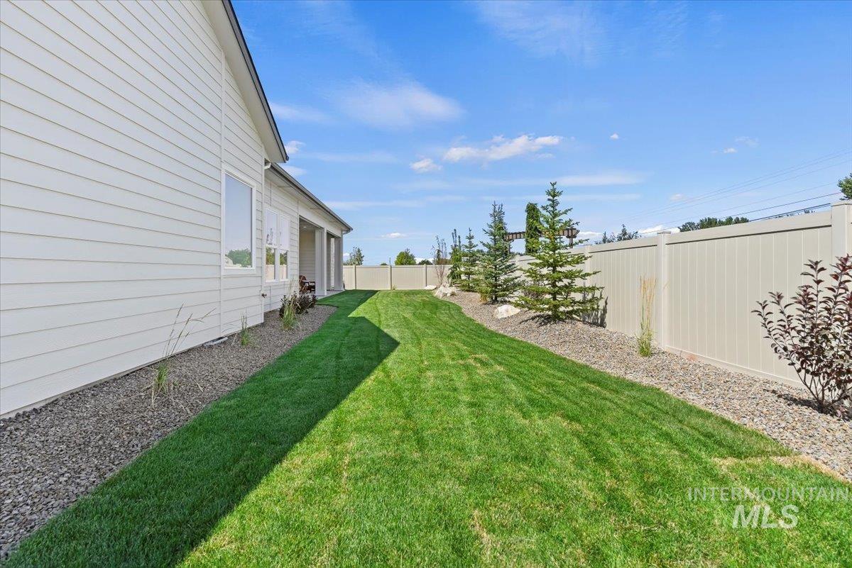 1501 N Cygnus Ave, Star, Idaho 83669, 4 Bedrooms, 3 Bathrooms, Residential For Sale, Price $899,900,MLS 98993591