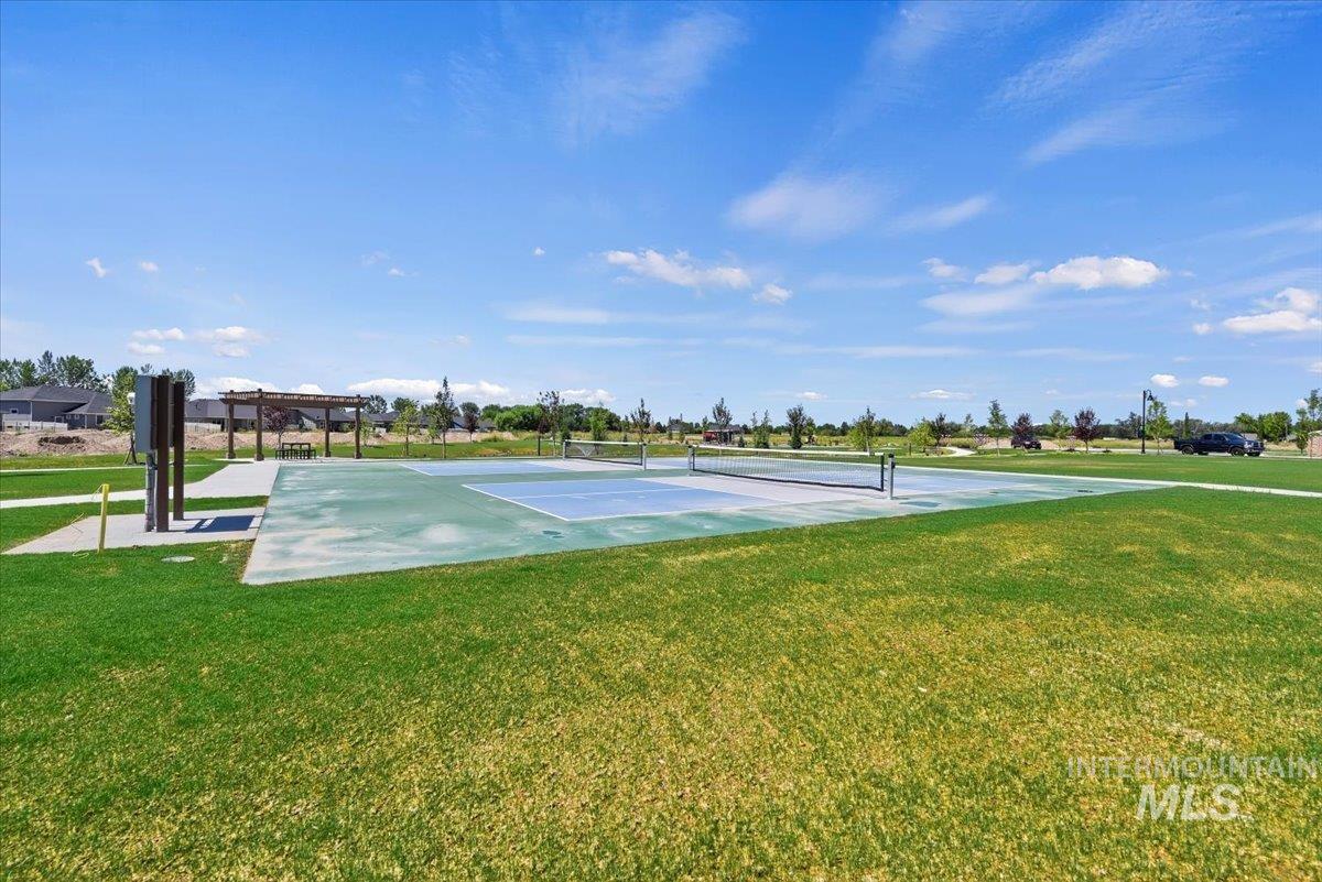 1501 N Cygnus Ave, Star, Idaho 83669, 4 Bedrooms, 3 Bathrooms, Residential For Sale, Price $899,900,MLS 98993591