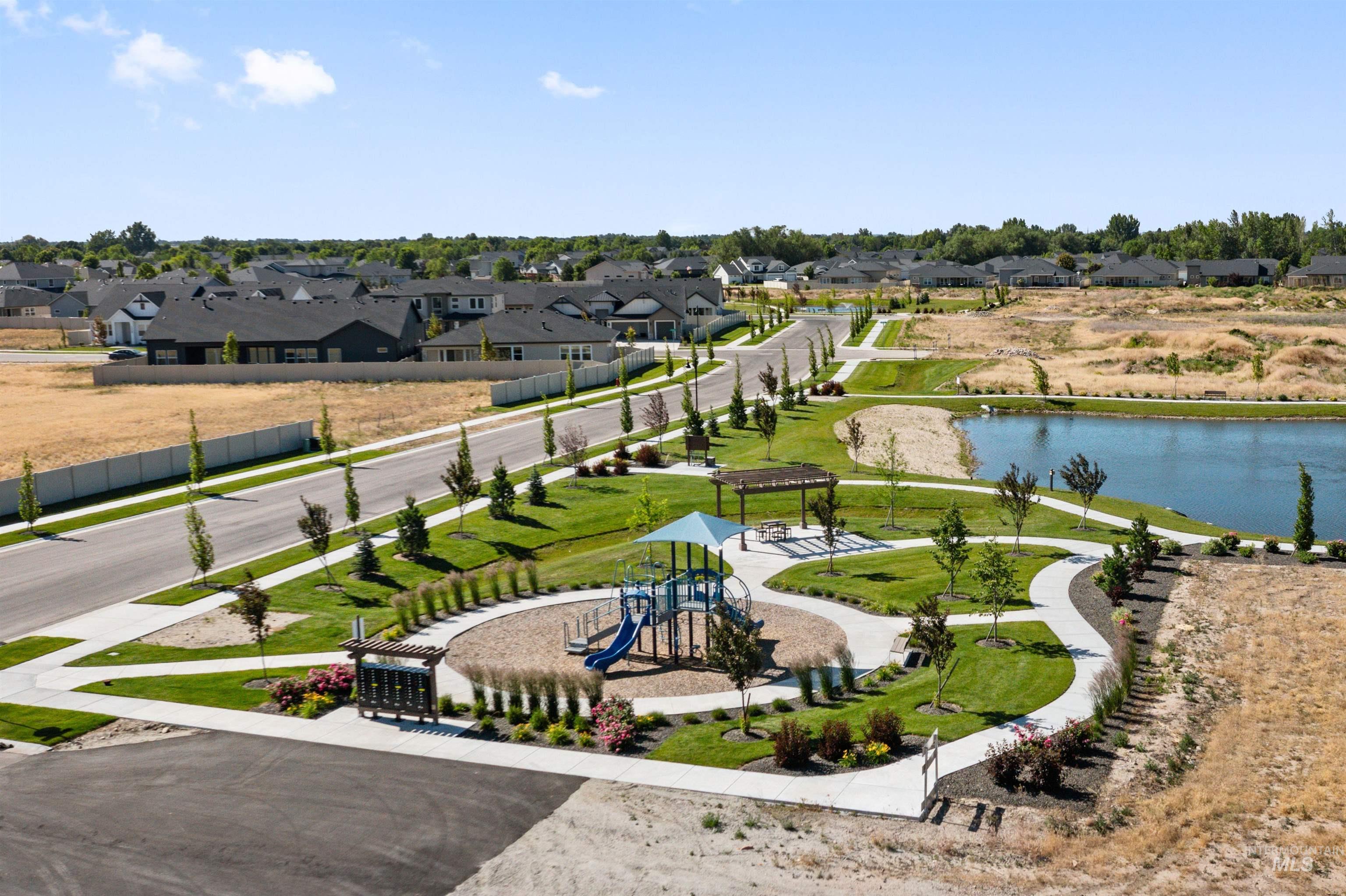 1501 N Cygnus Ave, Star, Idaho 83669, 4 Bedrooms, 3 Bathrooms, Residential For Sale, Price $899,900, 98993591