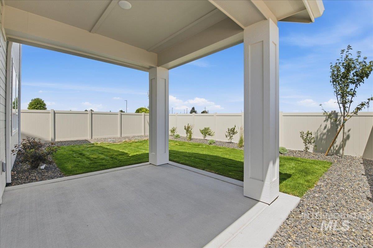 3405 Elliptical Lane, Caldwell, Idaho 83706, 4 Bedrooms, 2.5 Bathrooms, Residential For Sale, Price $429,900,MLS 98993597