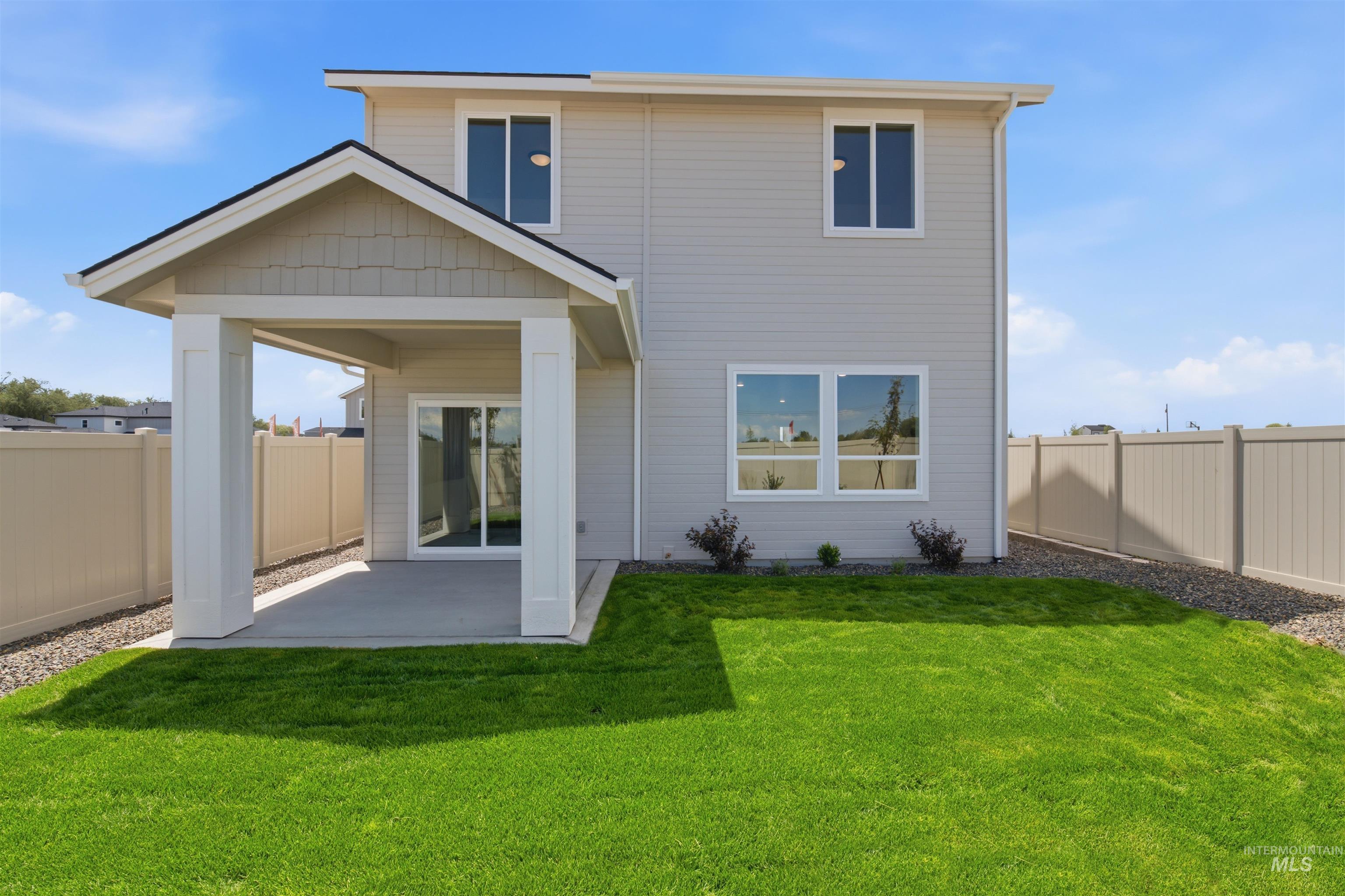 3405 Elliptical Lane, Caldwell, Idaho 83706, 4 Bedrooms, 2.5 Bathrooms, Residential For Sale, Price $429,900,MLS 98993597