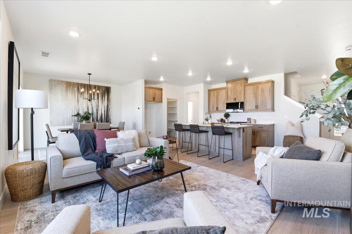3405 Elliptical Lane, Caldwell, Idaho 83706, 4 Bedrooms, 2.5 Bathrooms, Residential For Sale, Price $429,900,MLS 98993597