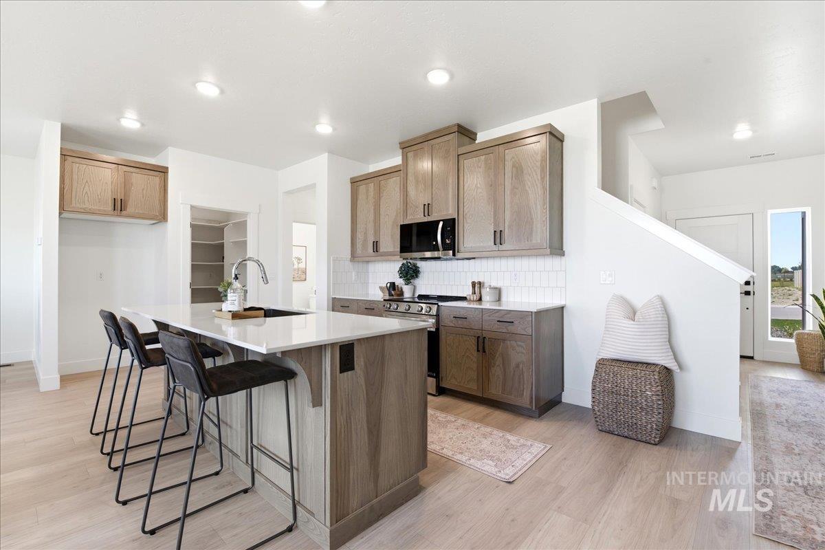 3405 Elliptical Lane, Caldwell, Idaho 83706, 4 Bedrooms, 2.5 Bathrooms, Residential For Sale, Price $429,900,MLS 98993597