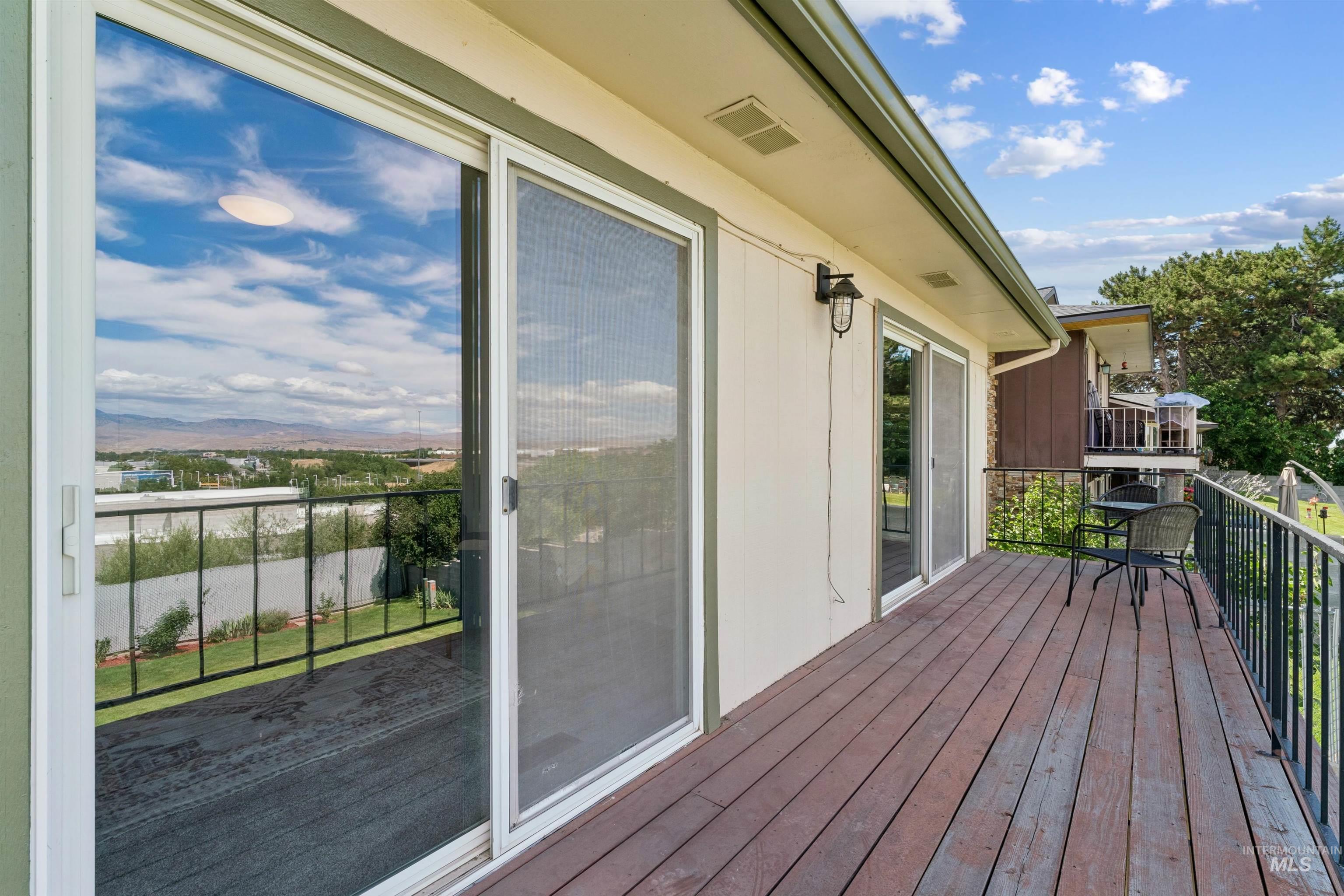406 S Bitteroot Dr, Boise, Idaho 83709, 5 Bedrooms, 3 Bathrooms, Residential Income For Sale, Price $849,900,MLS 98993601