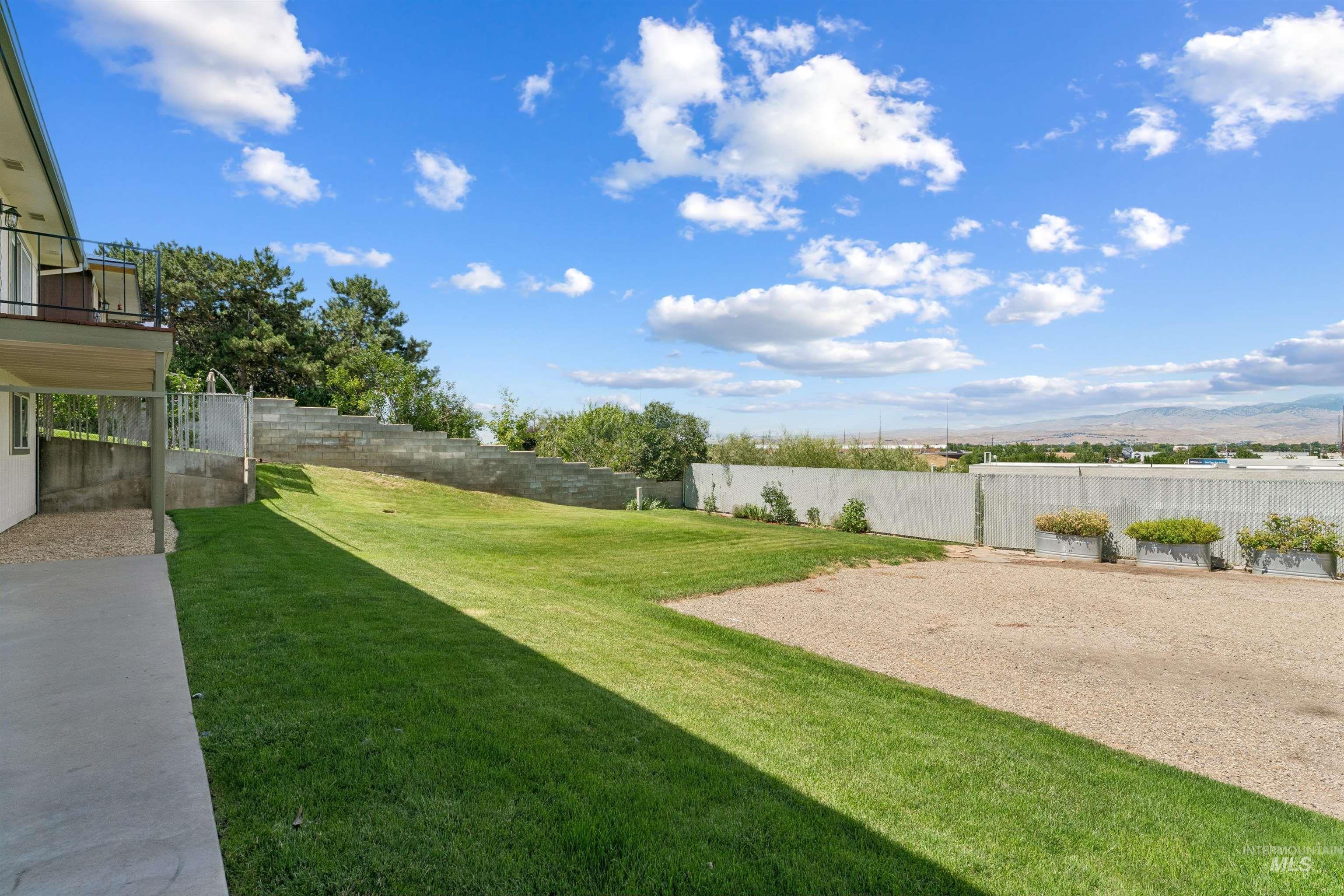 406 S Bitteroot Dr, Boise, Idaho 83709, 5 Bedrooms, 3 Bathrooms, Residential Income For Sale, Price $849,900,MLS 98993601