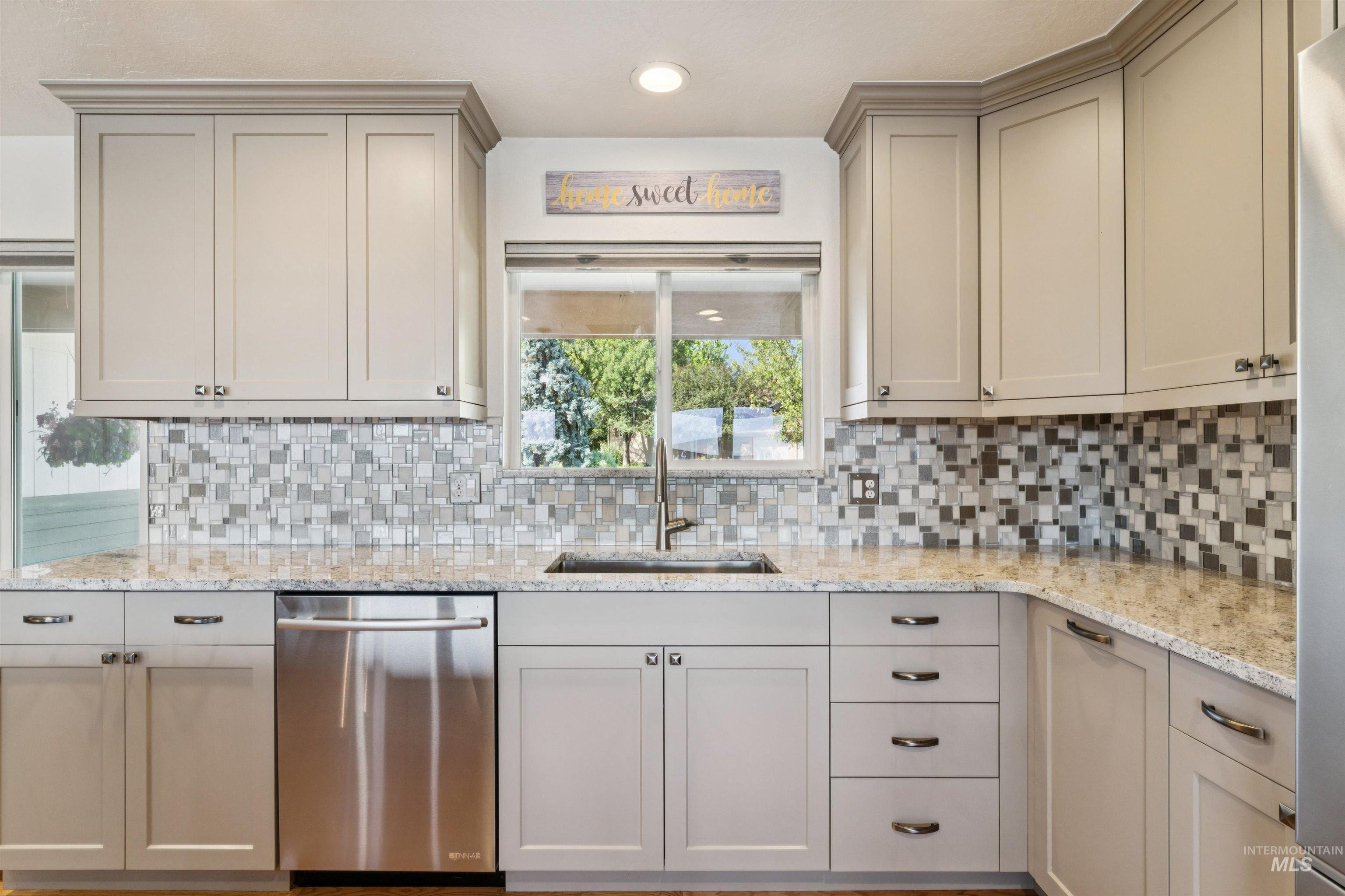 406 S Bitteroot Dr, Boise, Idaho 83709, 5 Bedrooms, 3 Bathrooms, Residential Income For Sale, Price $899,000, 98993601