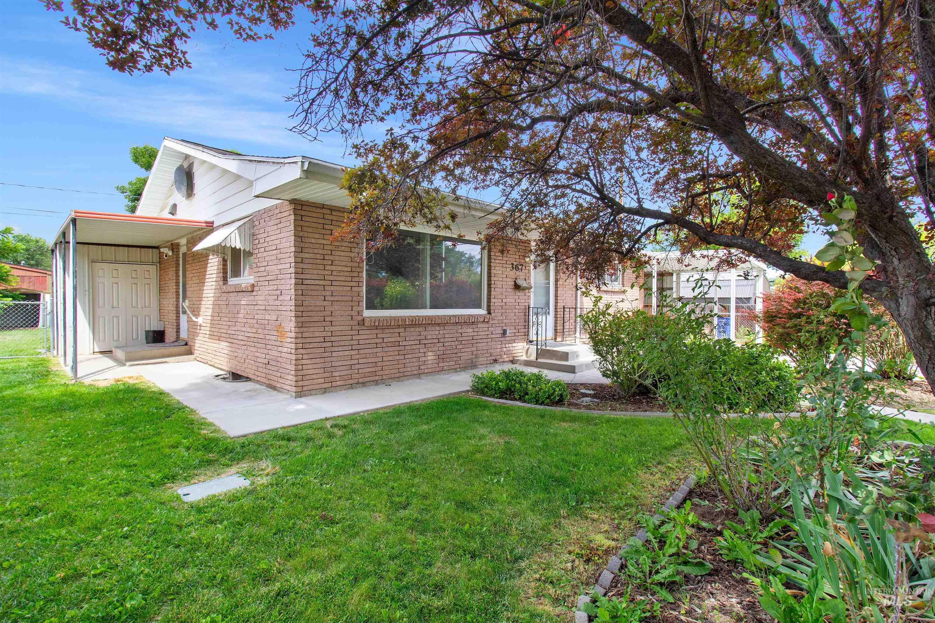 367 Ostrander St N, Twin Falls, Idaho 83301, 3 Bedrooms, 2 Bathrooms, Residential For Sale, Price $339,000,MLS 98993604