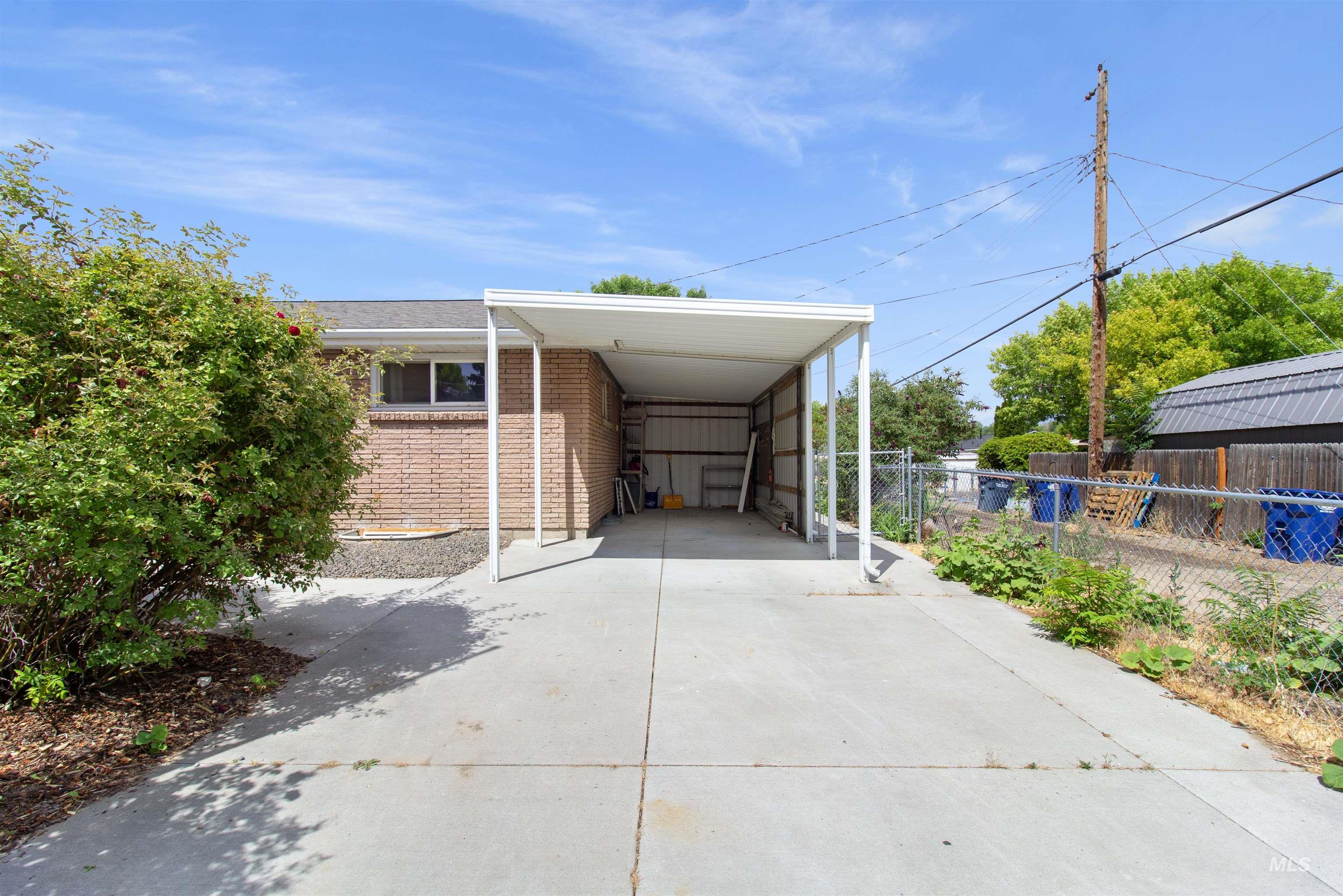 367 Ostrander St N, Twin Falls, Idaho 83301, 3 Bedrooms, 2 Bathrooms, Residential For Sale, Price $339,000,MLS 98993604