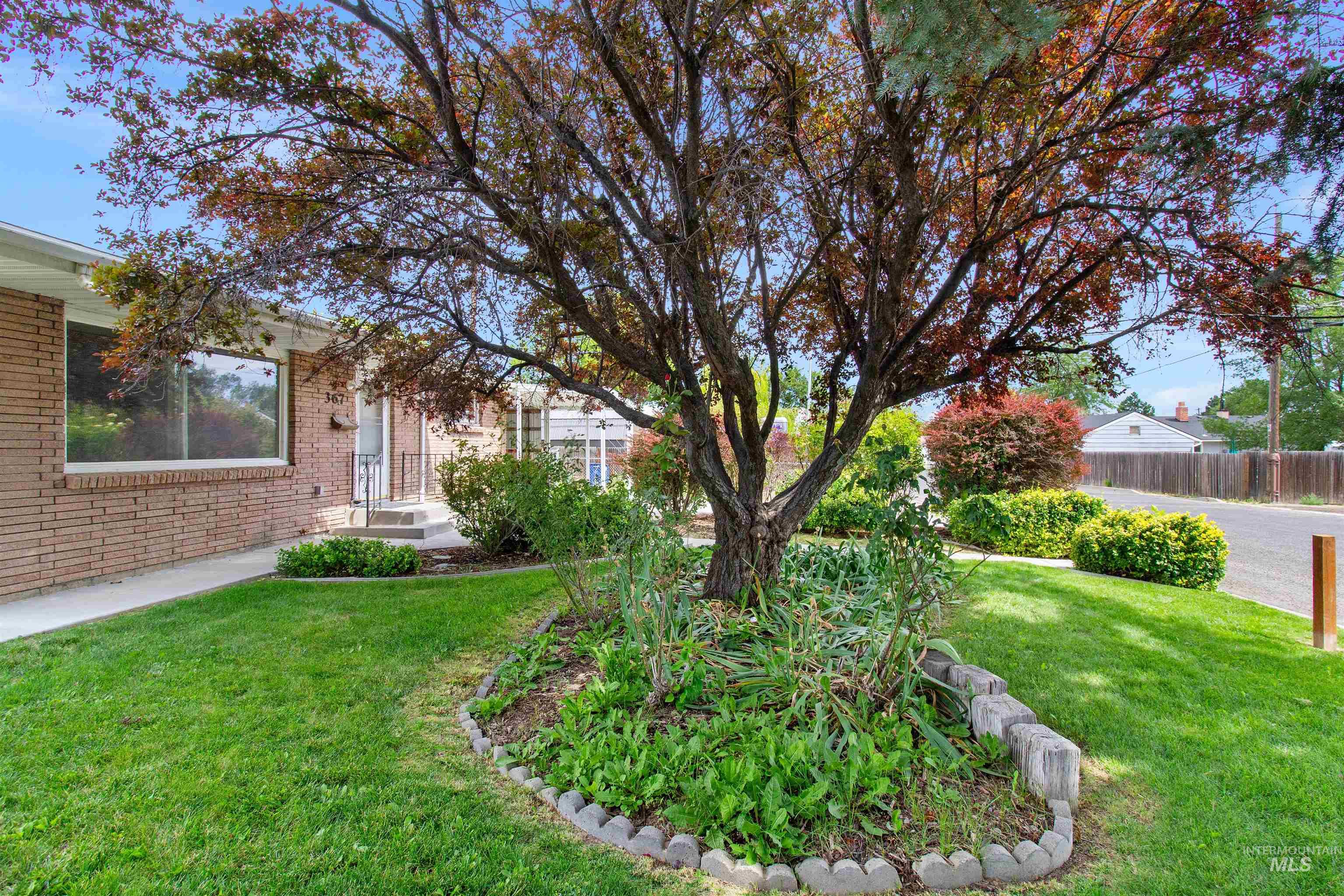 367 Ostrander St N, Twin Falls, Idaho 83301, 3 Bedrooms, 2 Bathrooms, Residential For Sale, Price $339,000,MLS 98993604