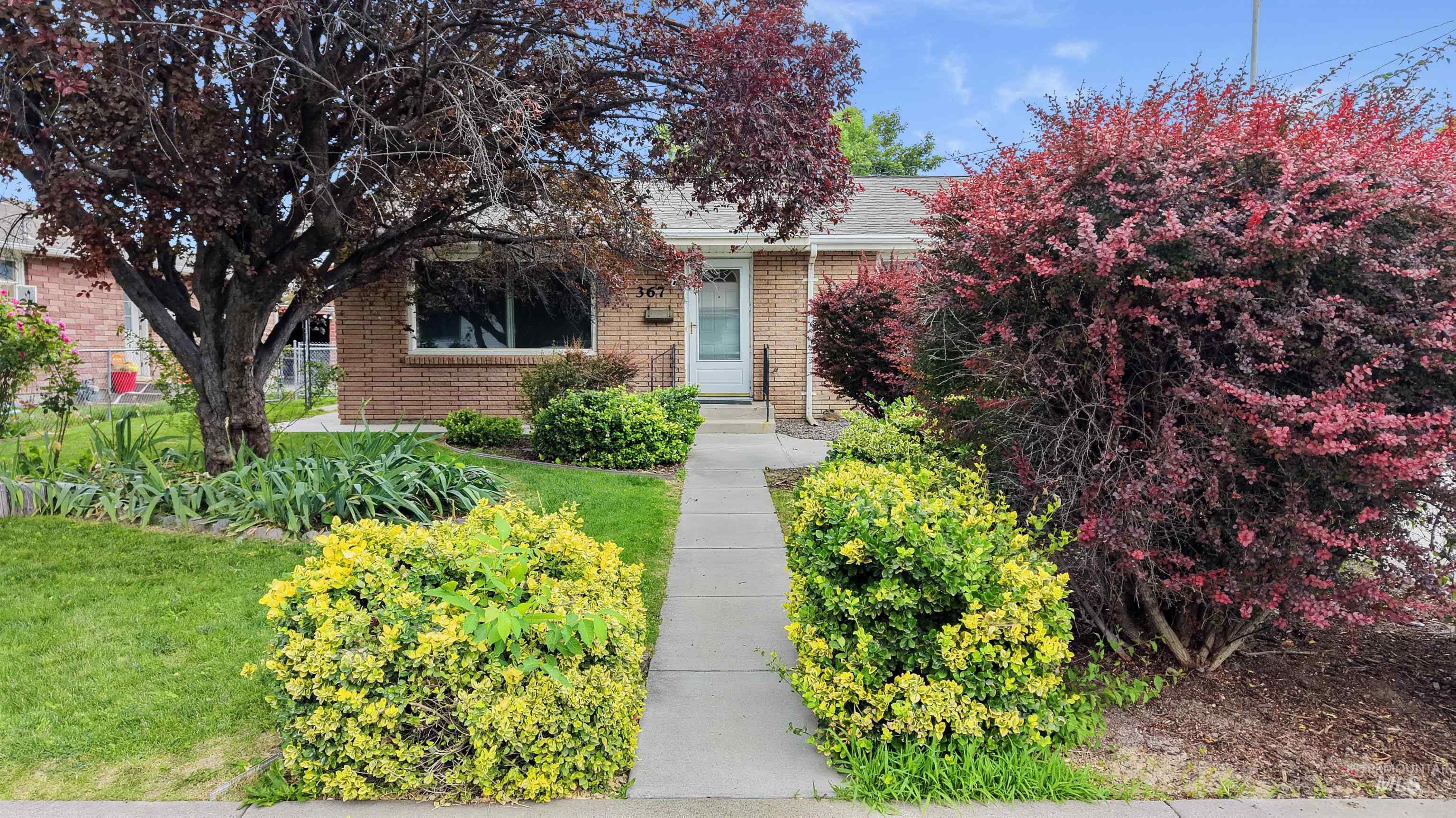 367 Ostrander St N, Twin Falls, Idaho 83301, 3 Bedrooms, 2 Bathrooms, Residential For Sale, Price $339,000,MLS 98993604