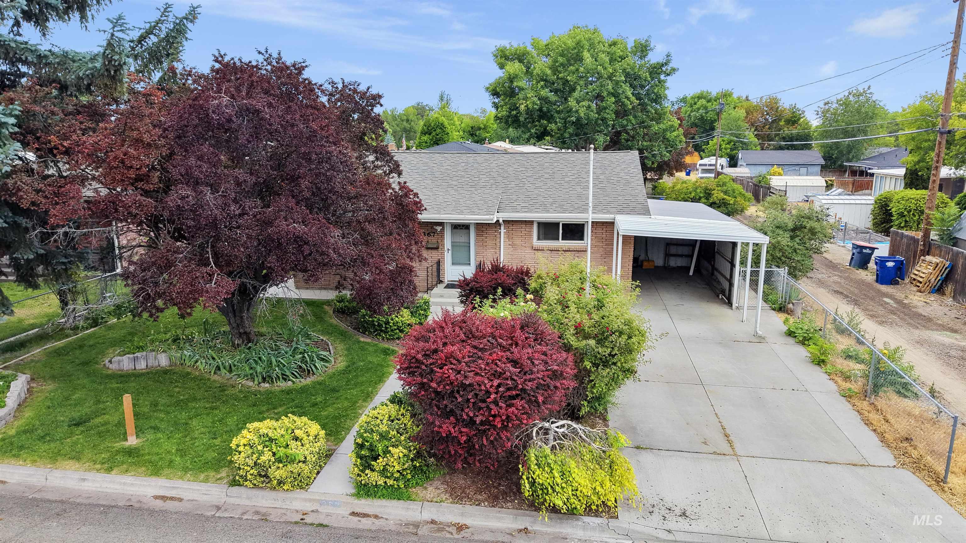 367 Ostrander St N, Twin Falls, Idaho 83301, 3 Bedrooms, 2 Bathrooms, Residential For Sale, Price $339,000,MLS 98993604