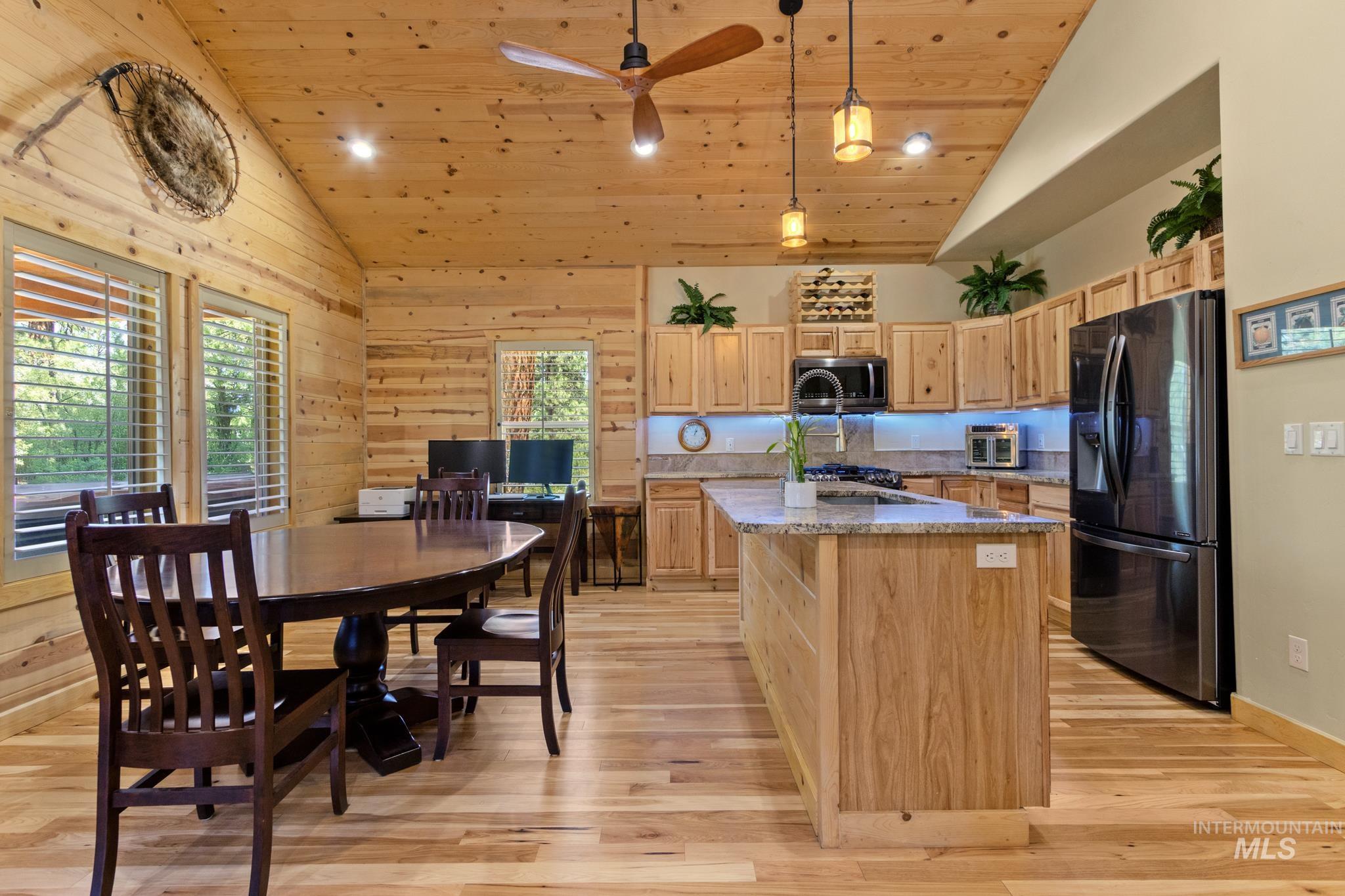 251 Meadow Dr, Idaho City, Idaho 83631, 2 Bedrooms, 2.5 Bathrooms, Residential For Sale, Price $869,999,MLS 98993606