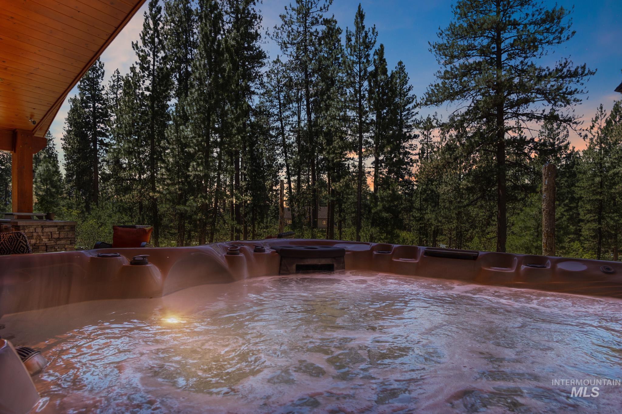 251 Meadow Dr, Idaho City, Idaho 83631, 2 Bedrooms, 2.5 Bathrooms, Residential For Sale, Price $869,999,MLS 98993606
