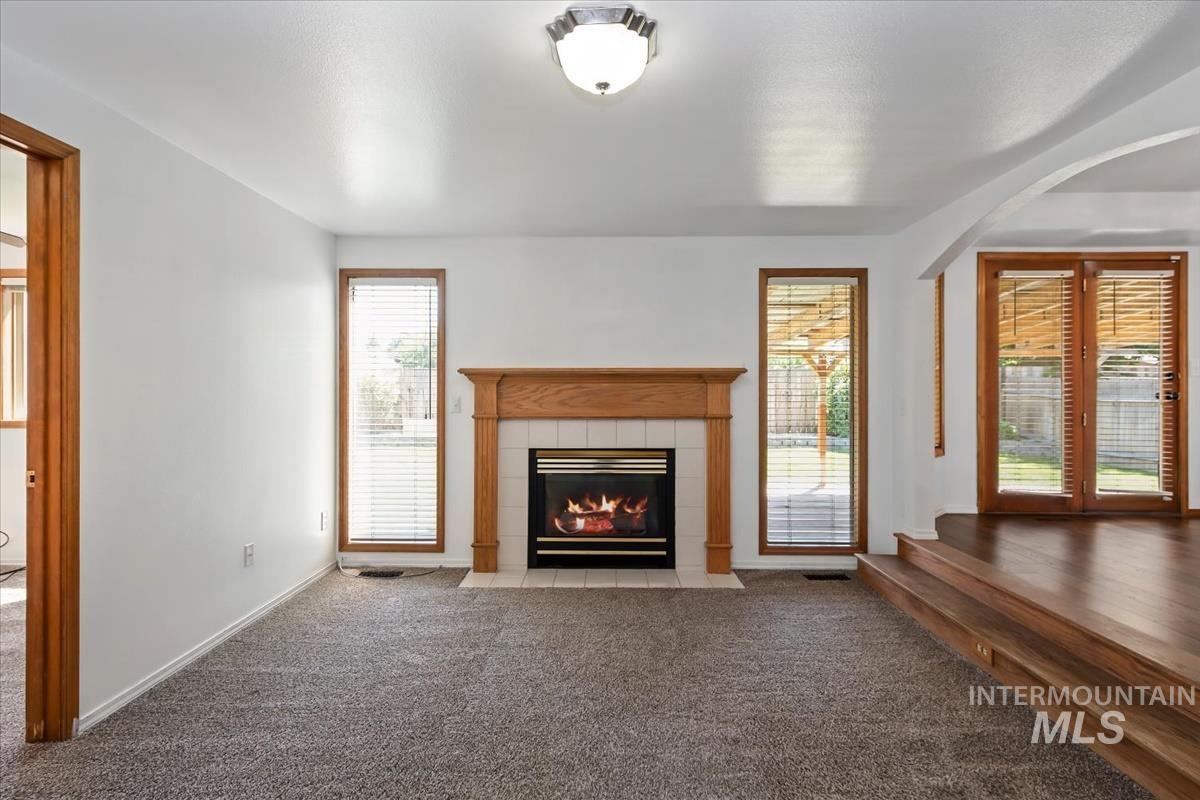 3326 N Linda Vista Ave, Boise, Idaho 83704, 4 Bedrooms, 2.5 Bathrooms, Residential For Sale, Price $518,900,MLS 98993608