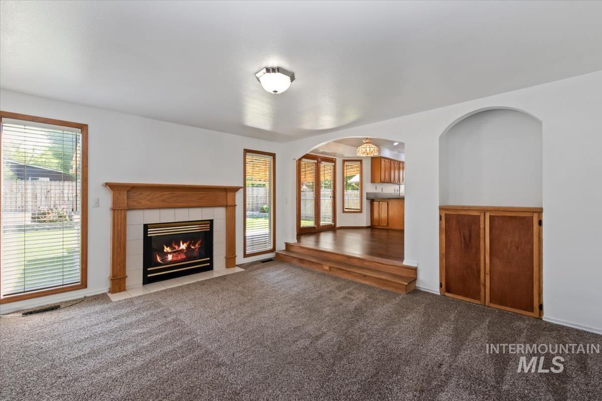 3326 N Linda Vista Ave, Boise, Idaho 83704, 4 Bedrooms, 2.5 Bathrooms, Residential For Sale, Price $518,900,MLS 98993608