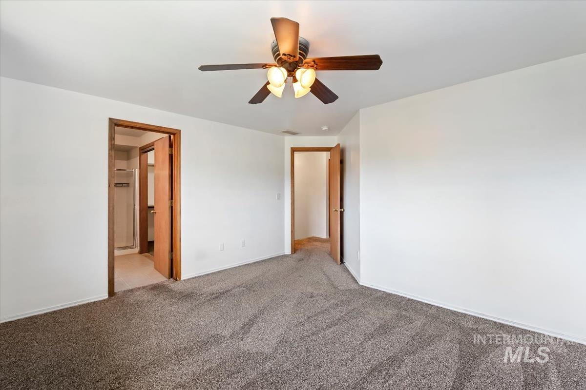 3326 N Linda Vista Ave, Boise, Idaho 83704, 4 Bedrooms, 2.5 Bathrooms, Residential For Sale, Price $518,900,MLS 98993608