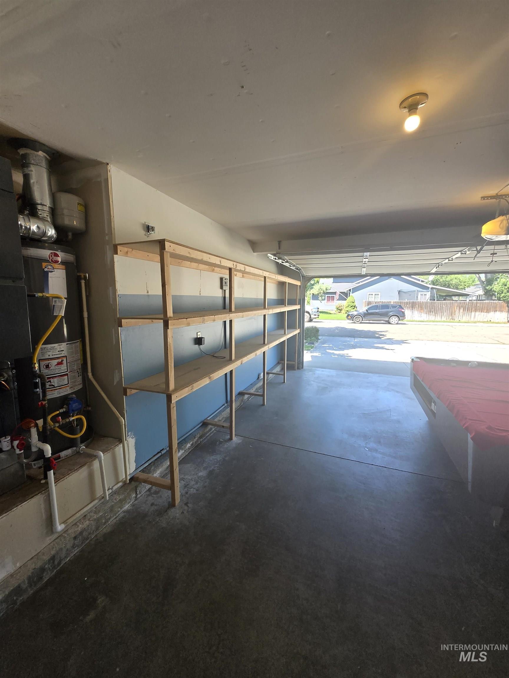 3326 N Linda Vista Ave, Boise, Idaho 83704, 4 Bedrooms, 2.5 Bathrooms, Residential For Sale, Price $518,900,MLS 98993608