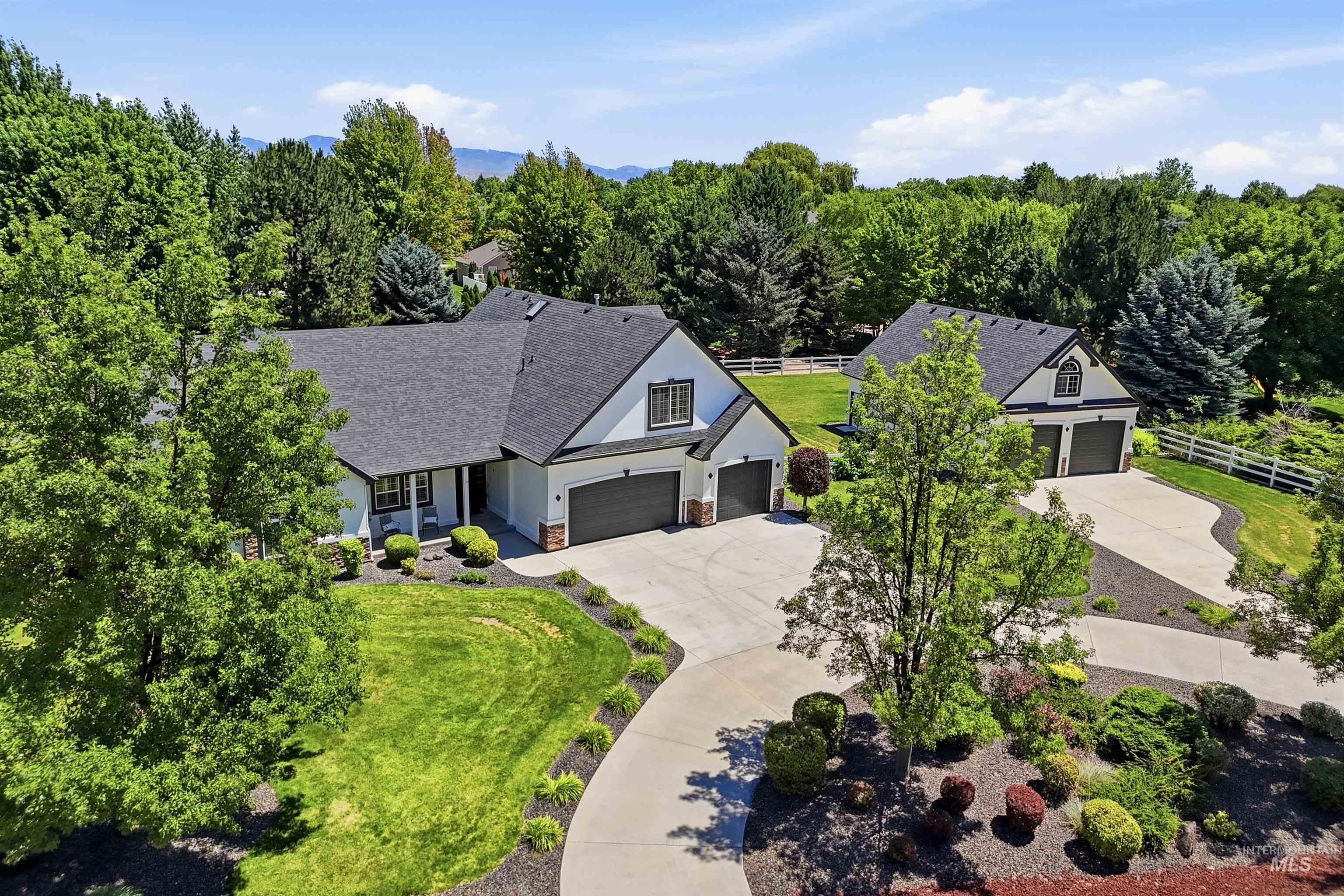 570 N Cove Colony Way, Eagle, Idaho 83616-4676, 4 Bedrooms, 3.5 Bathrooms, Residential For Sale, Price $1,750,000,MLS 98993610