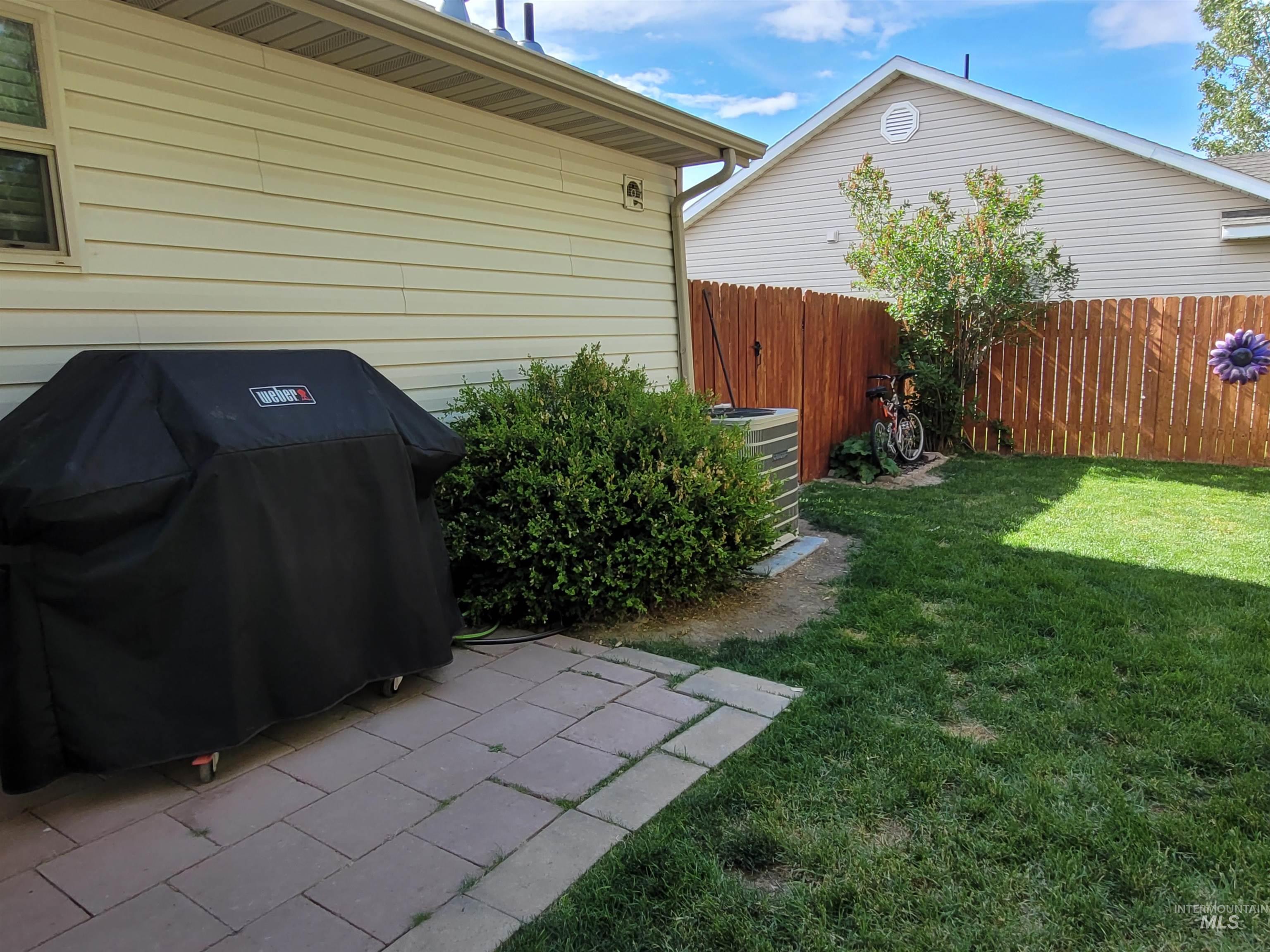 5144 Jake Avenue, Chubbuck, Idaho 83202, 3 Bedrooms, 2 Bathrooms, Residential For Sale, Price $375,000,MLS 98993611
