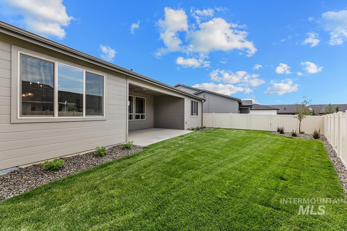 3504 E Englehart Drive, Meridian, Idaho 83642, 3 Bedrooms, 3 Bathrooms, Residential For Sale, Price $698,800,MLS 98993612