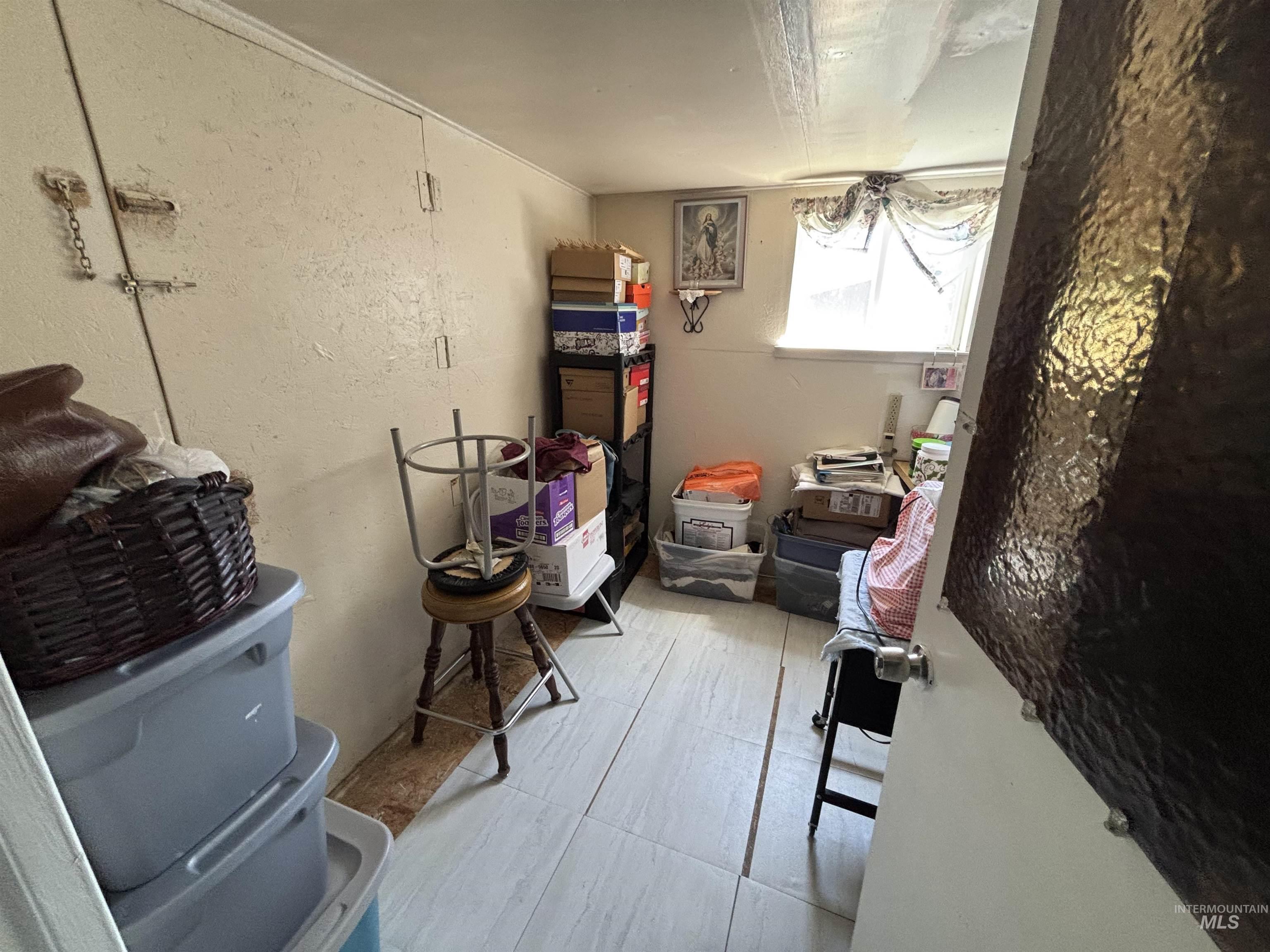 1220 N 4th #15, Parma, Idaho 83660, 3 Bedrooms, 2 Bathrooms, Residential For Sale, Price $50,000,MLS 98993614
