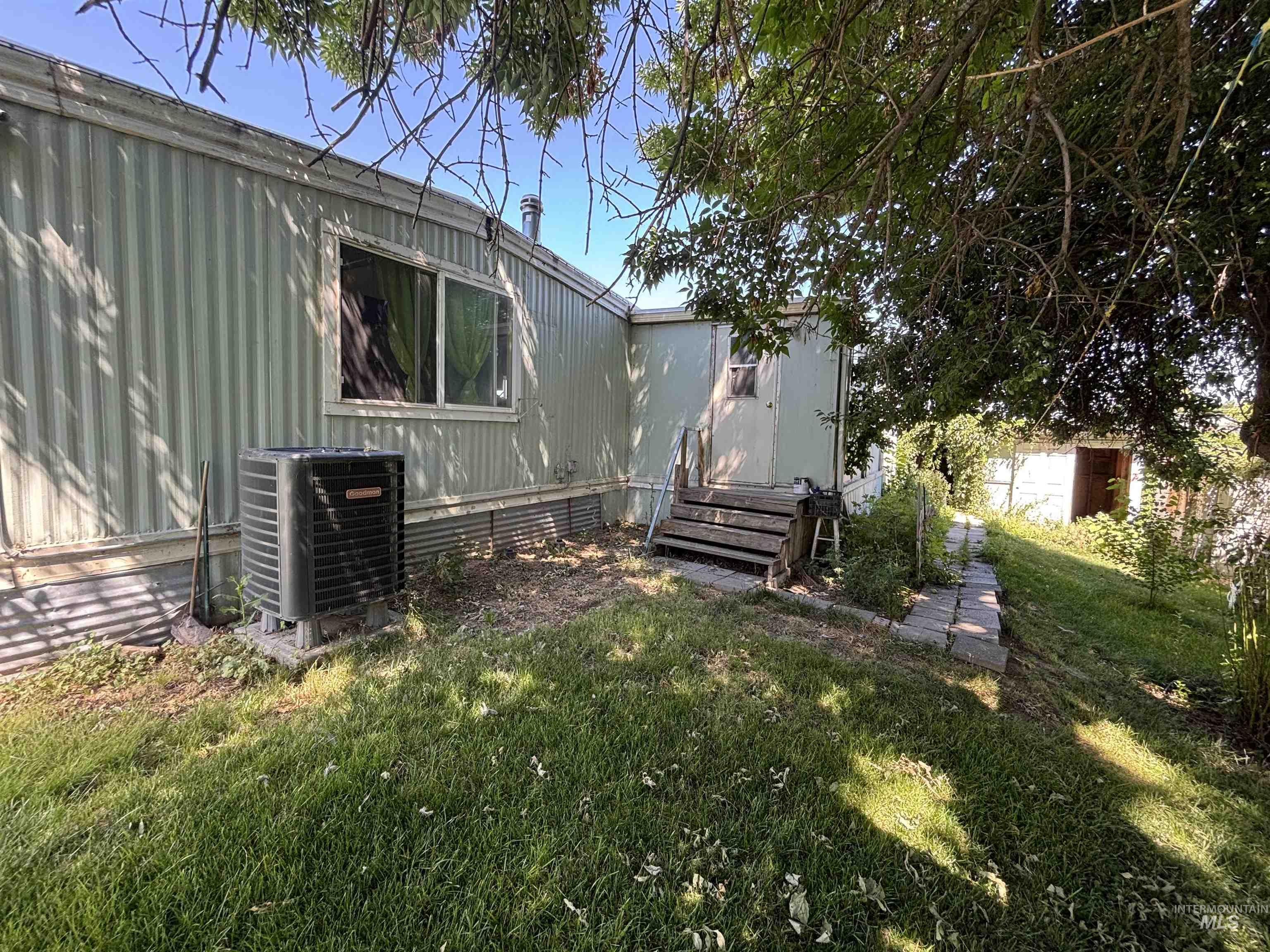 1220 N 4th #15, Parma, Idaho 83660, 3 Bedrooms, 2 Bathrooms, Residential For Sale, Price $50,000,MLS 98993614